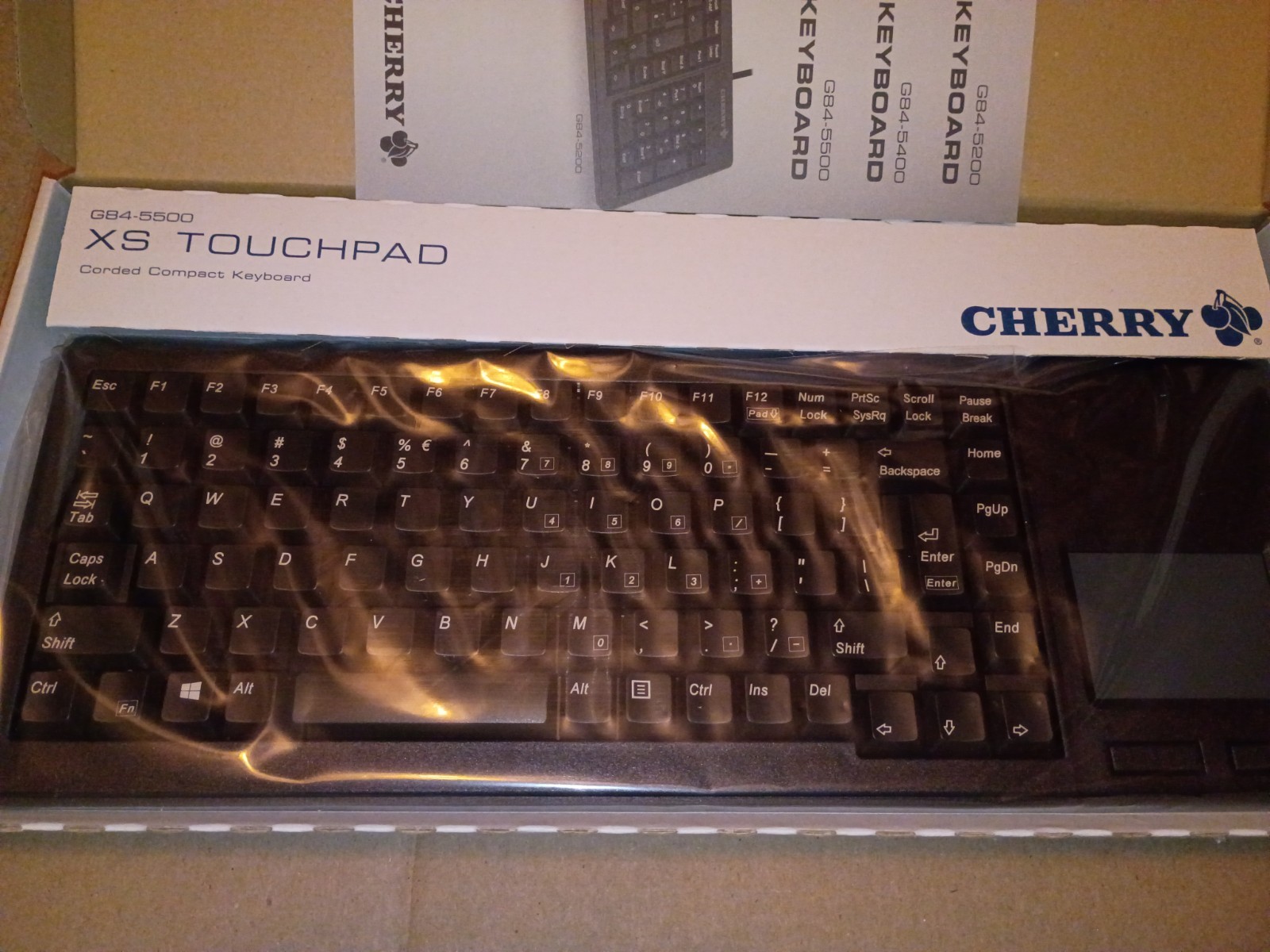 CHERRY G84-5529LPMEU-2 XS TOUCHPAD KEYBOARD -PS/2 – NEW – G84-5500