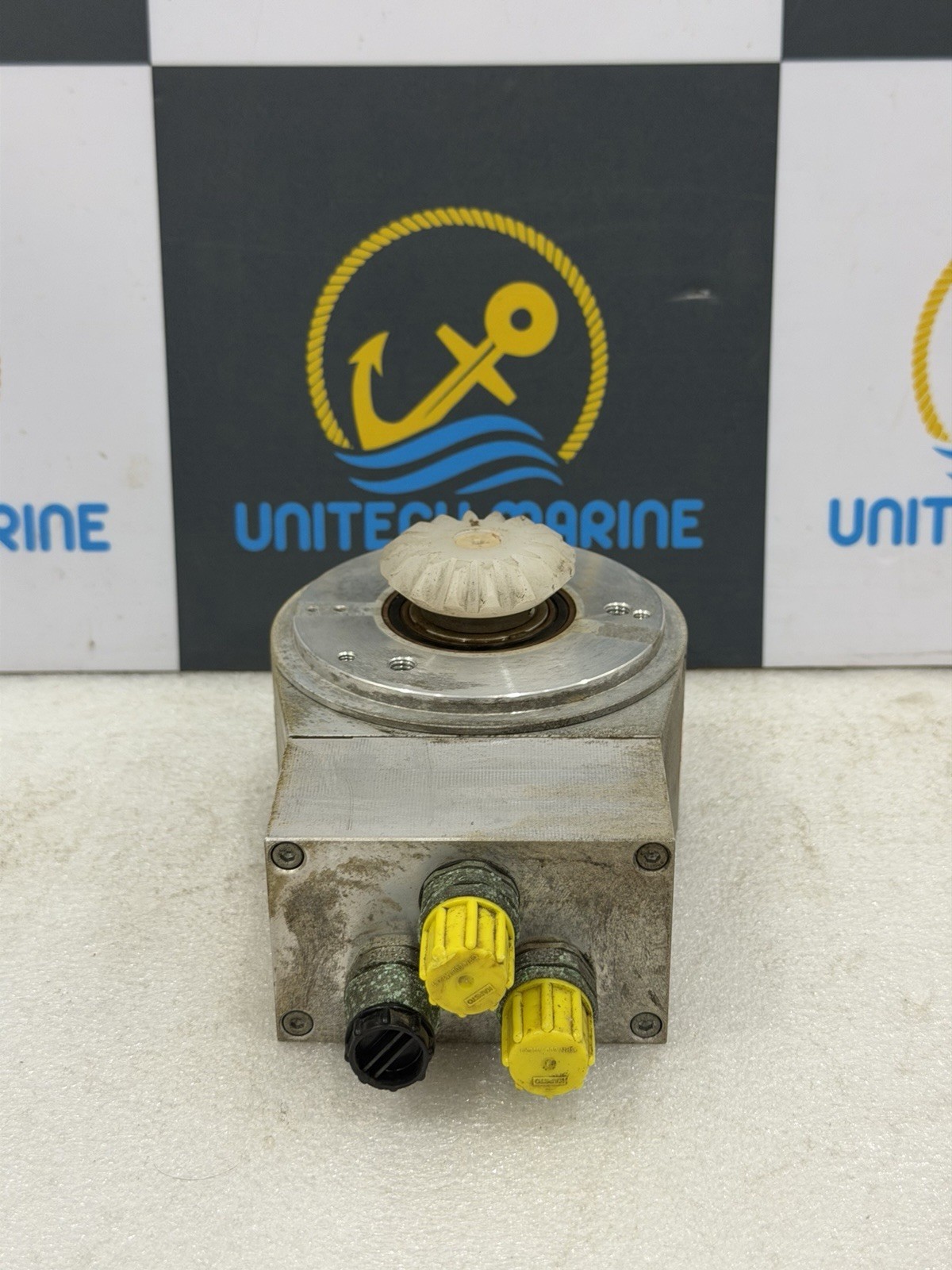 Kubler 8.9080.1132.3001 Absolute Rotary Encoder Profibus 10-30VDC