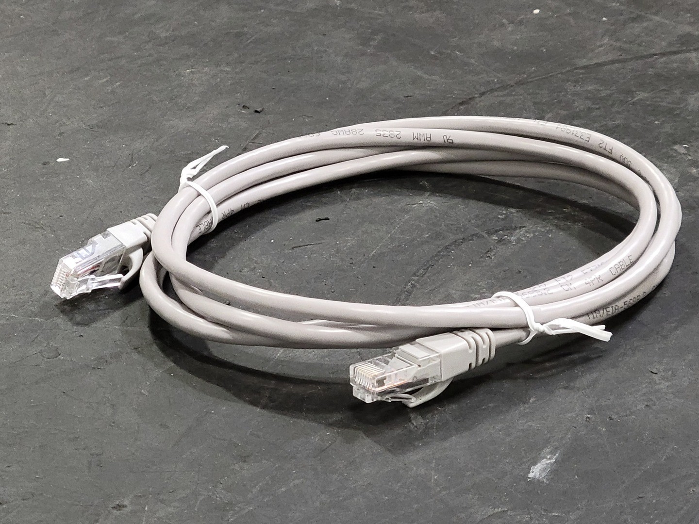 SURPLUS NEW CAT5E 4UTP Patch Cord, 6 ft, (Box of 50) – Wire & Cable