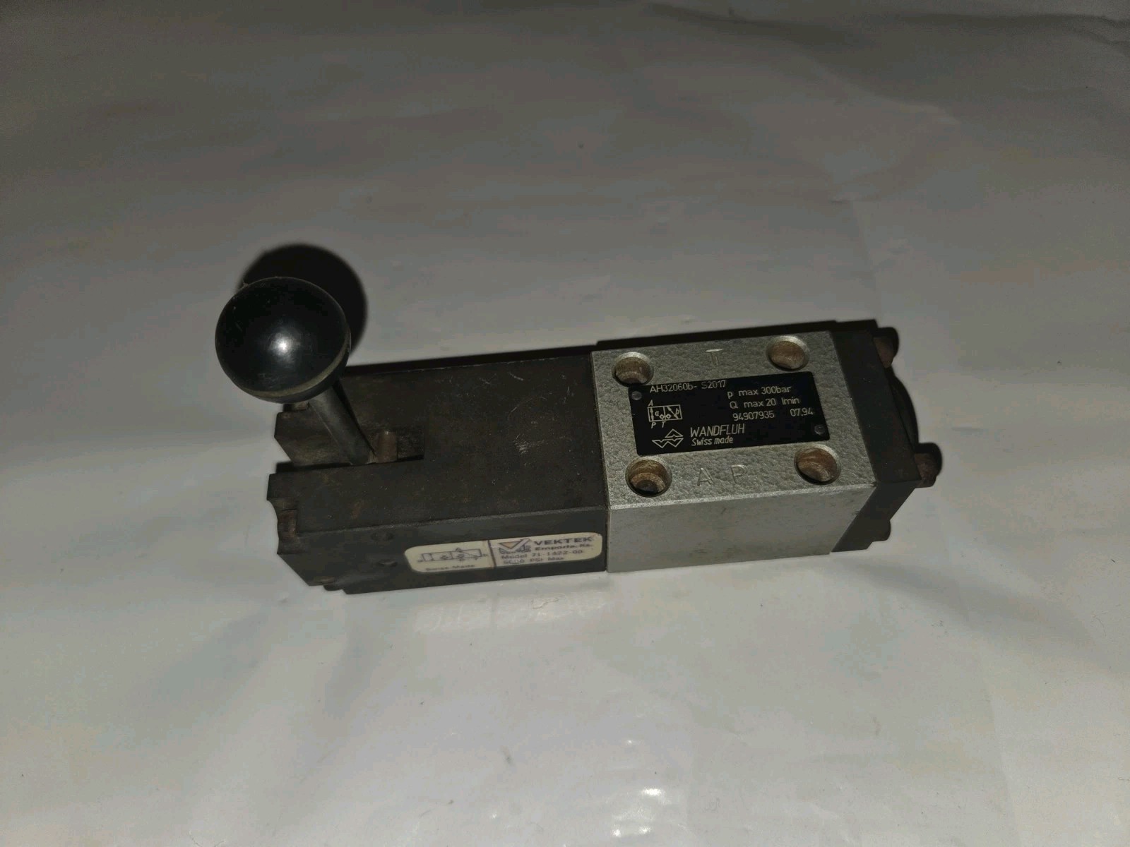 GENUINE WANDFLUH AH32060B-S2017 WITH VEKTEK 71-1422-00