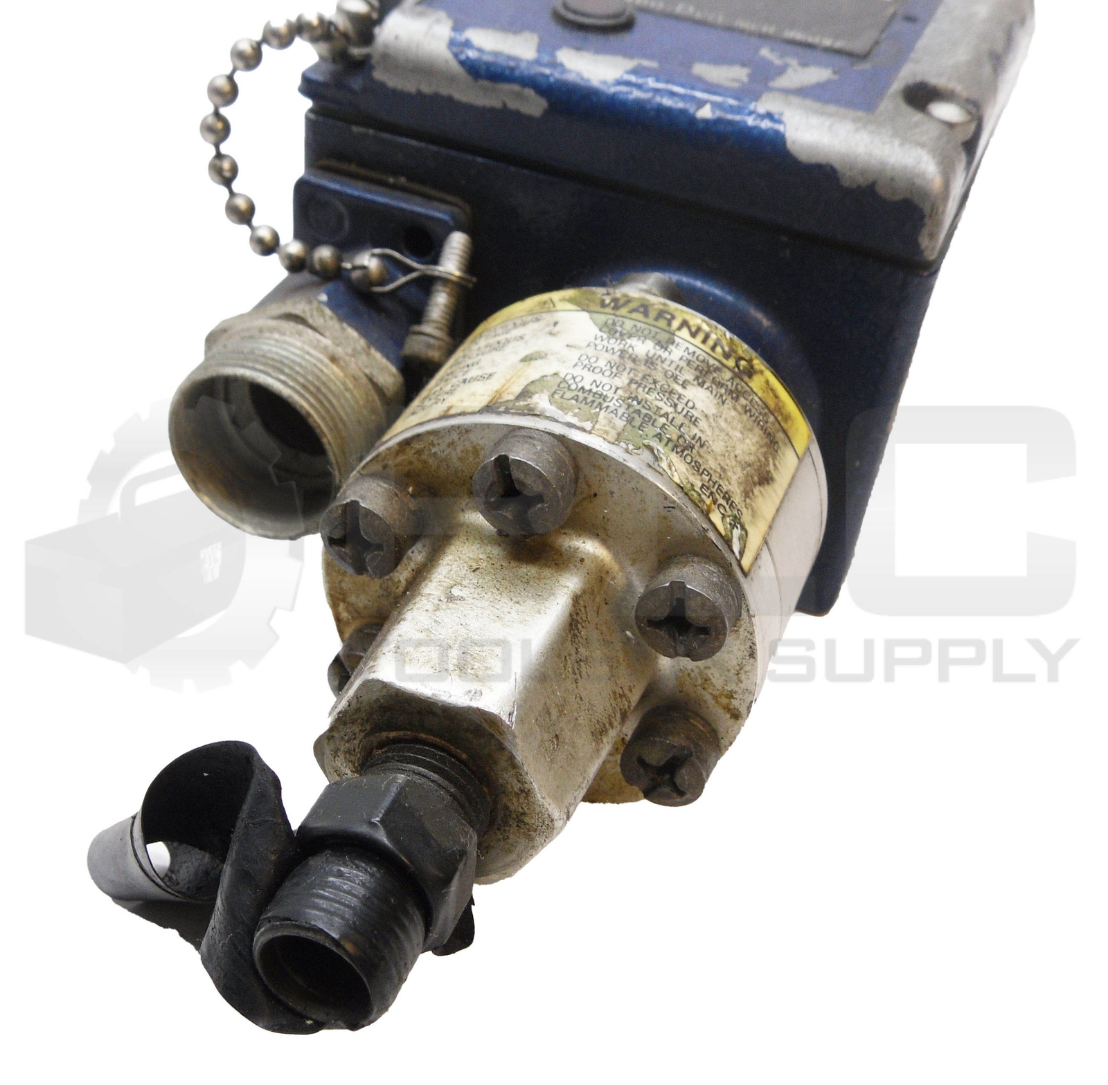ITT NEO-DYN 200P1-3C3 ADJUSTABLE PRESSURE SWITCH 200-1500PSIG 5A 125VDC
