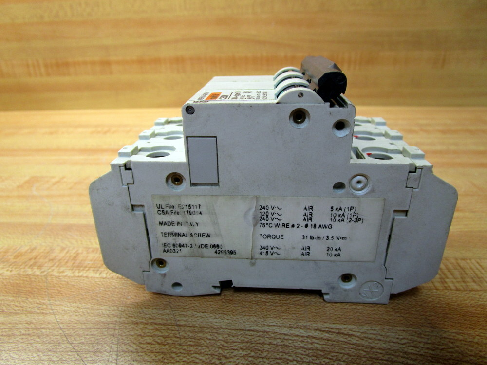 Merlin Gerin 60198 Square D Breaker 30A Schneider MG60198