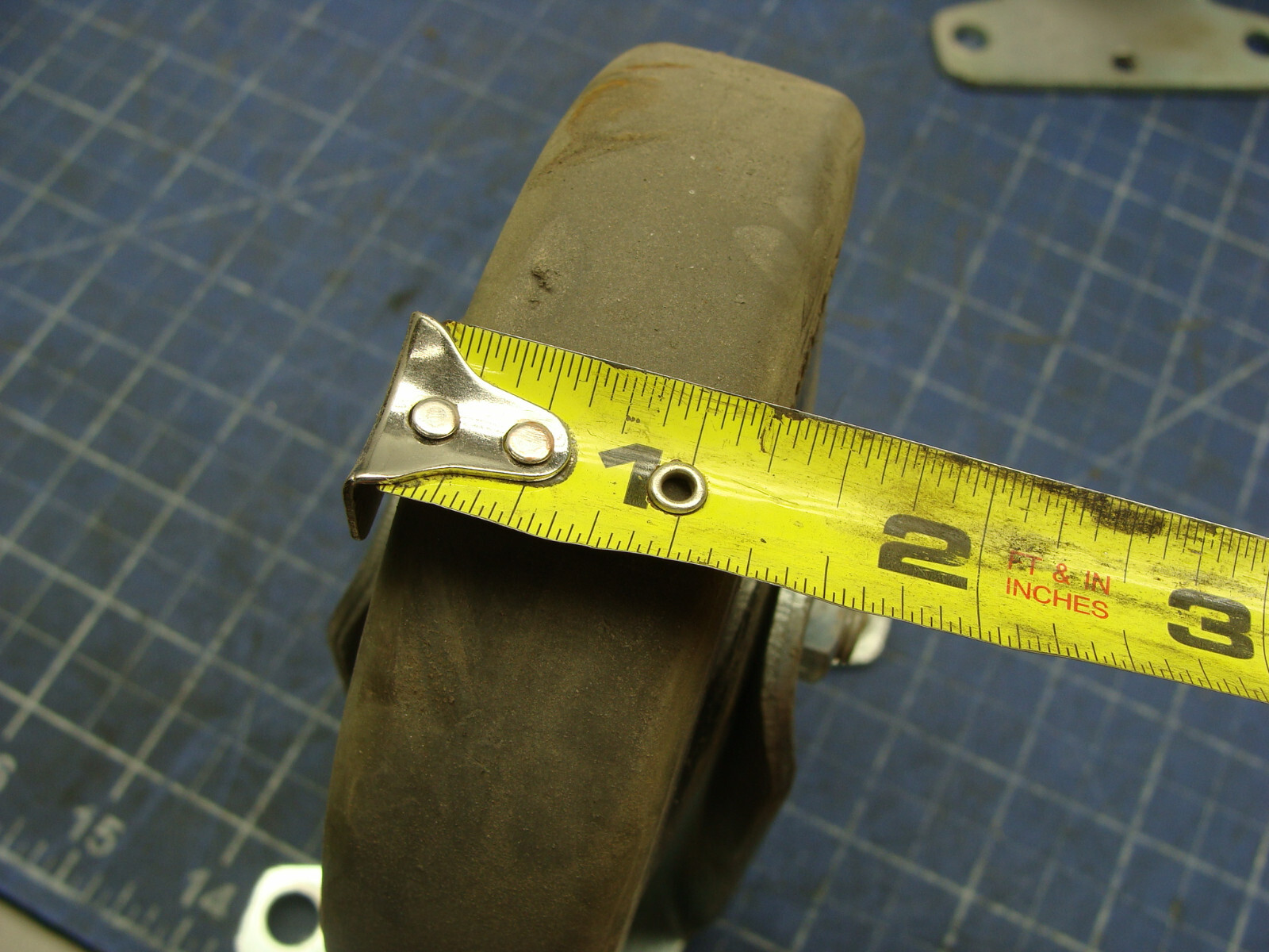 LOT OF 2 CREFORM FAULTLESS CASTERS TK-130 5″ X 1-1/4″