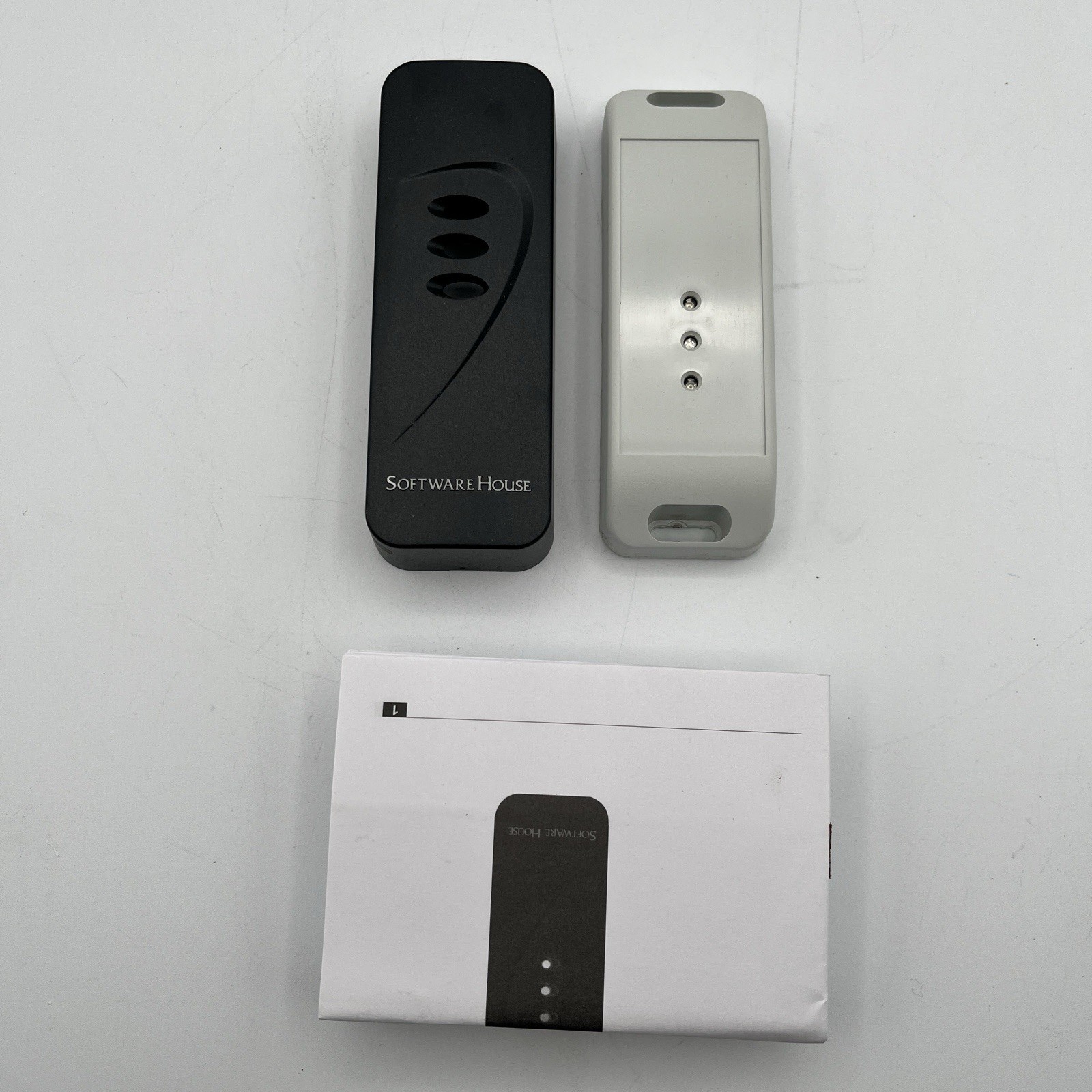 BRAND NEW!! Software House Multi-Technology Wiegand Output Reader – 4000-C