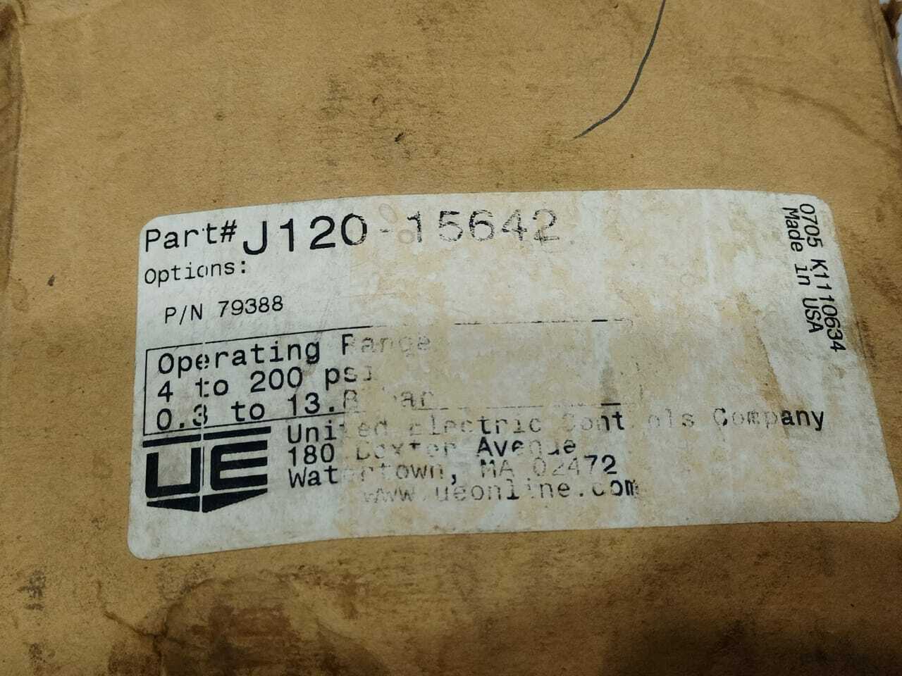 United Electric Controls J120-15642 79388 Pressure Switch 4 to 200 psi Range