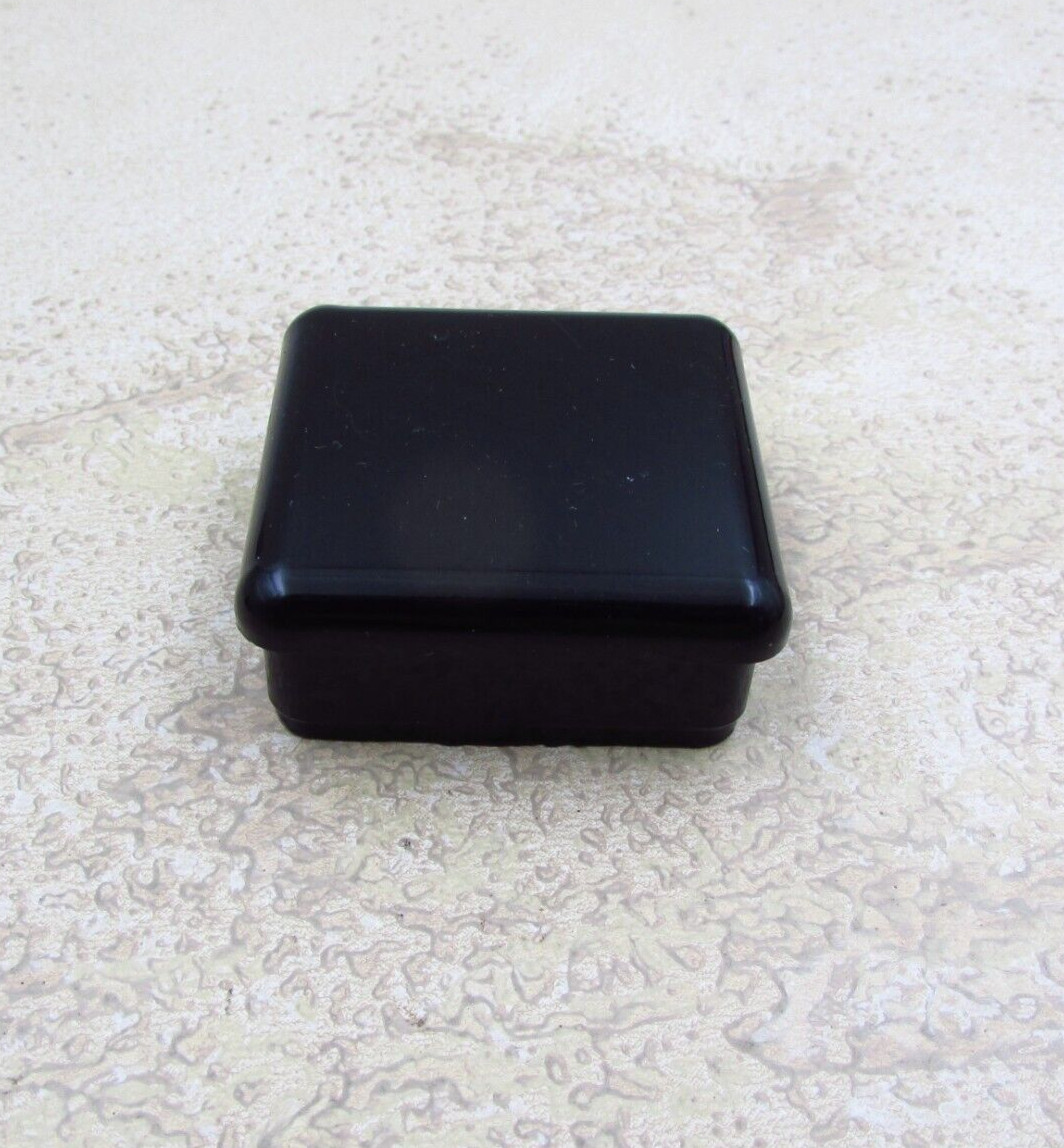 QTY 4 Black 1-1/2″ Inch OD, 1-3/8 ID, Square Tube End Cap Plastic Insert Plugs
