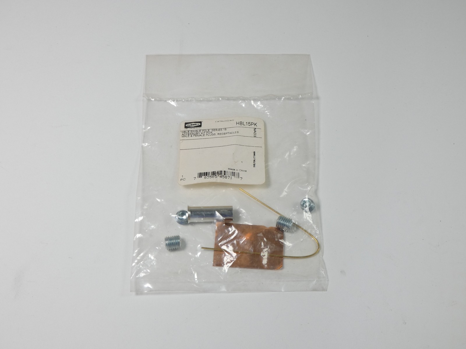 Hubbell HBL15PK Single Pole Accessory Kit – NEW Surplus!