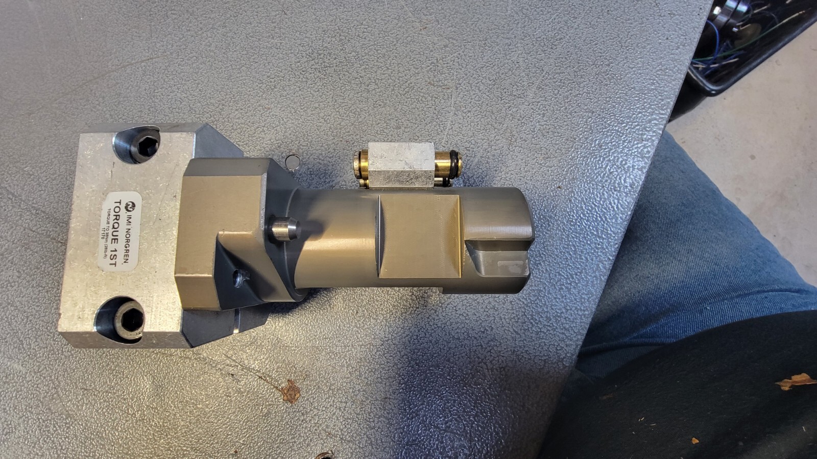 IMI Norgren LRA204NANNNN LINK RAIL ADAPTERS NEW OLD STOCK FREE SHIP LOC R1