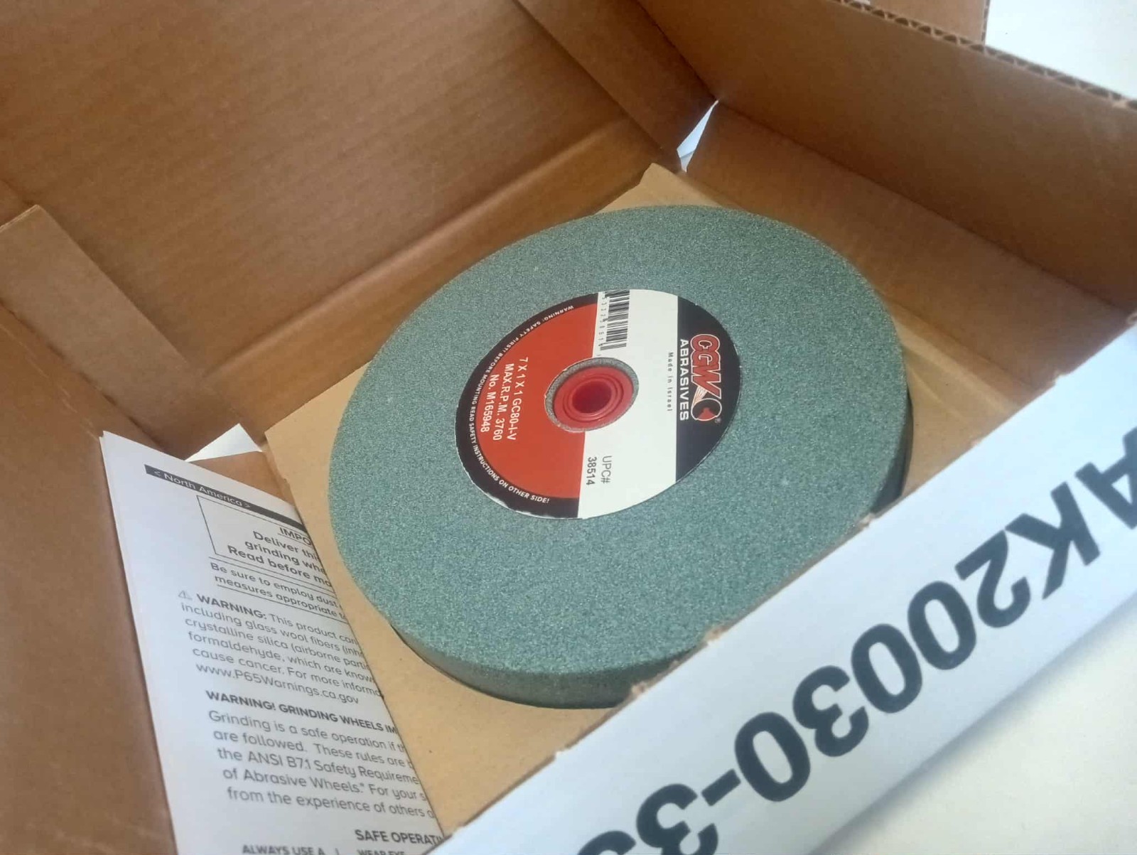 CGW ABRASIVES Bench & Pedestal Grinding Wheel 7″ Dia, 1″ Thick 1″ Hole Dia,