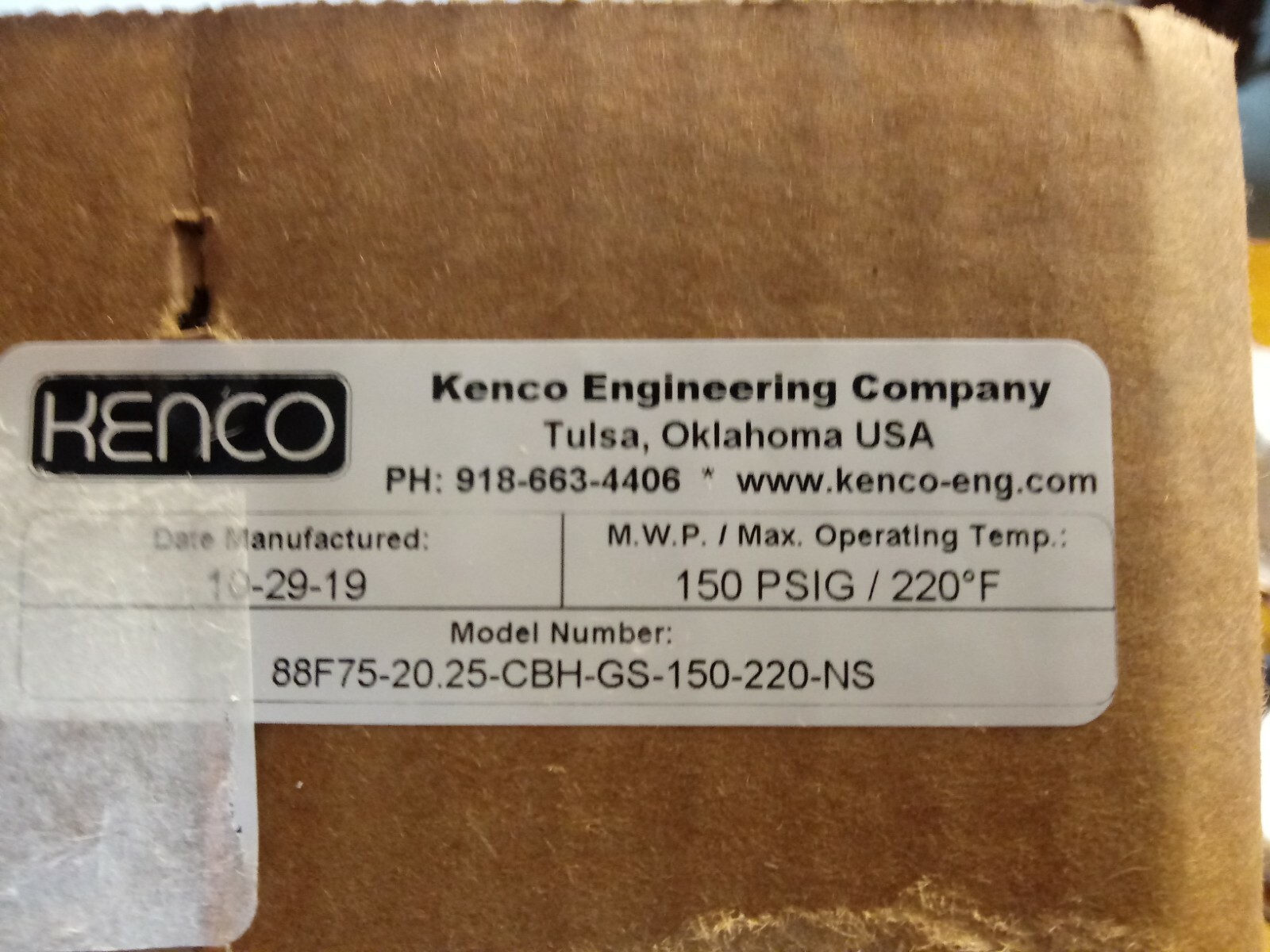 New Kenco Engineering 88F75-20.25-CBH-GS-150-220-NS Liquid Level Gauge