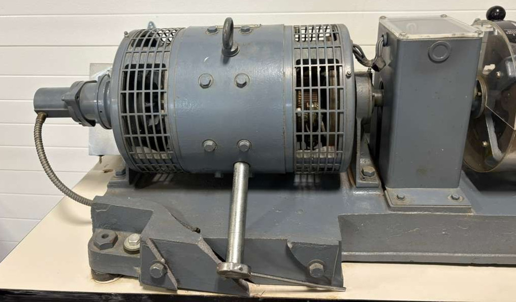 Hampden Engineering Universal Laboratory Machine DC Generator SEP EX Model 120