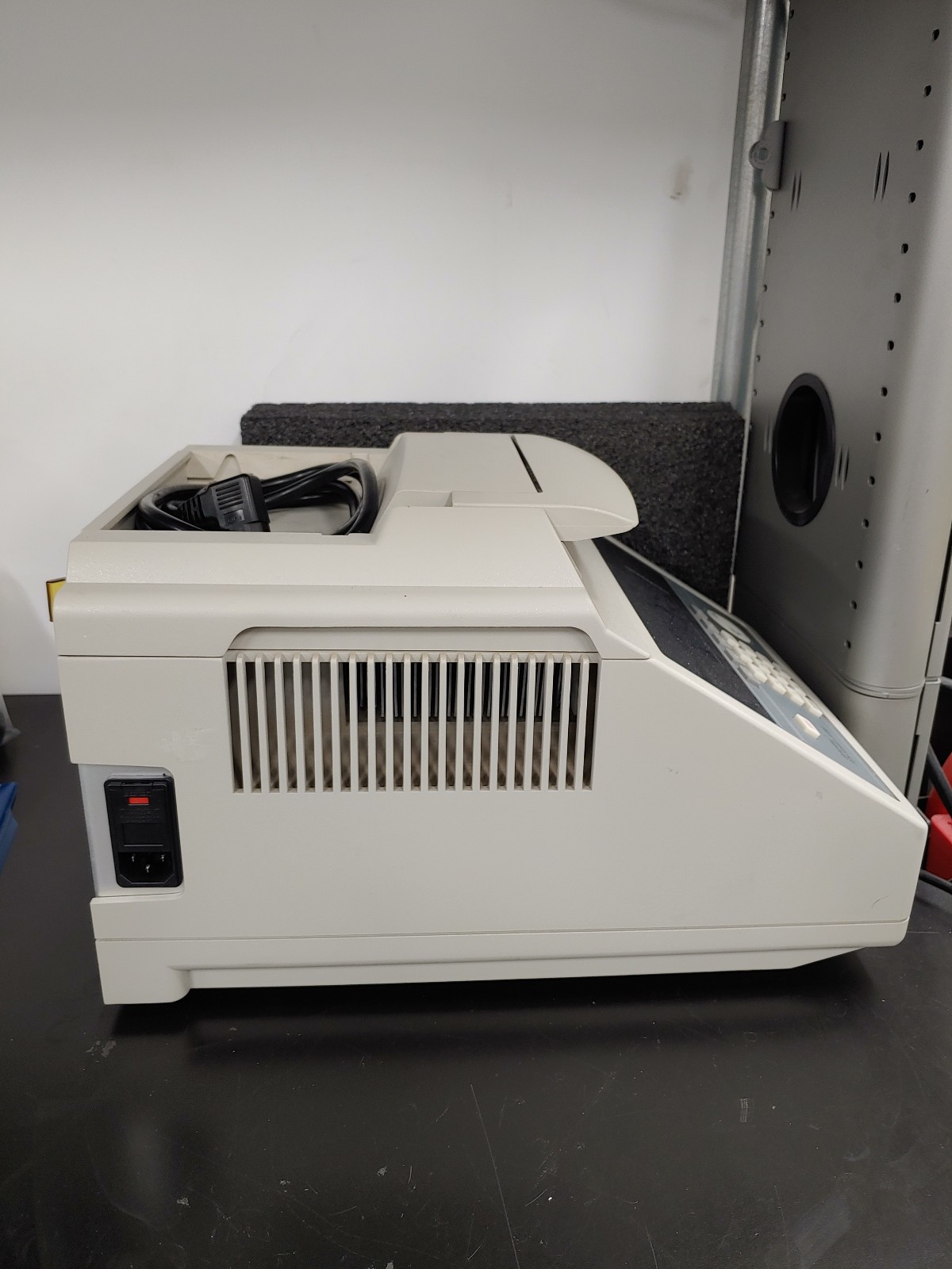 APPLIED BIOSYSTEMS GeneAmp PCR System 9700 PN N8050200