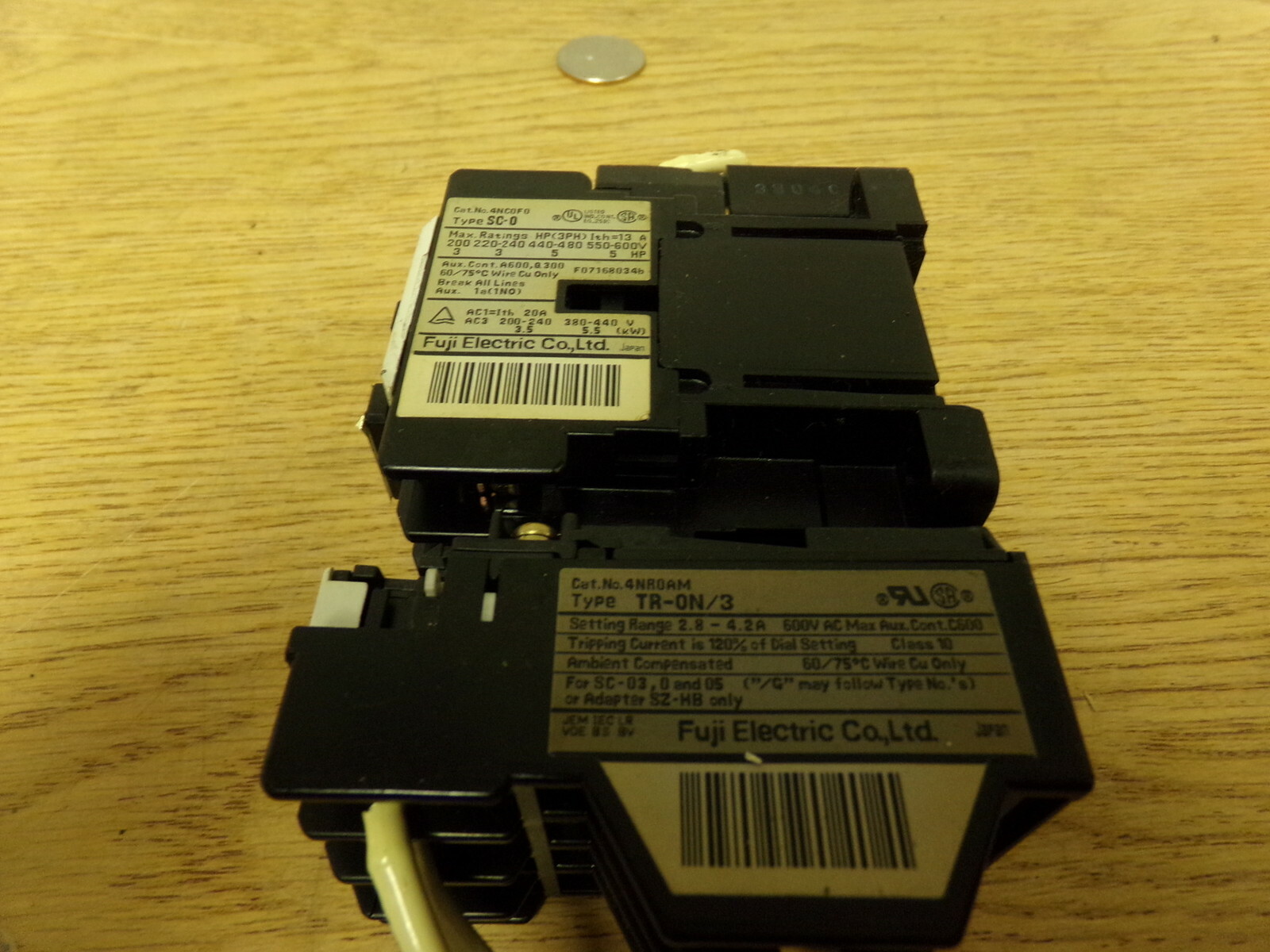 Fuji Electric 4NCOfO Type SC-0/W 4NROAM Type TR-ON/3 Contactor *FREE SHIPPING*