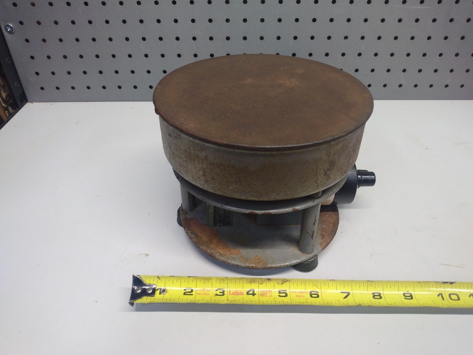 Vtg Edwin L. Wiegand Electric Iron Hot Plate 120V