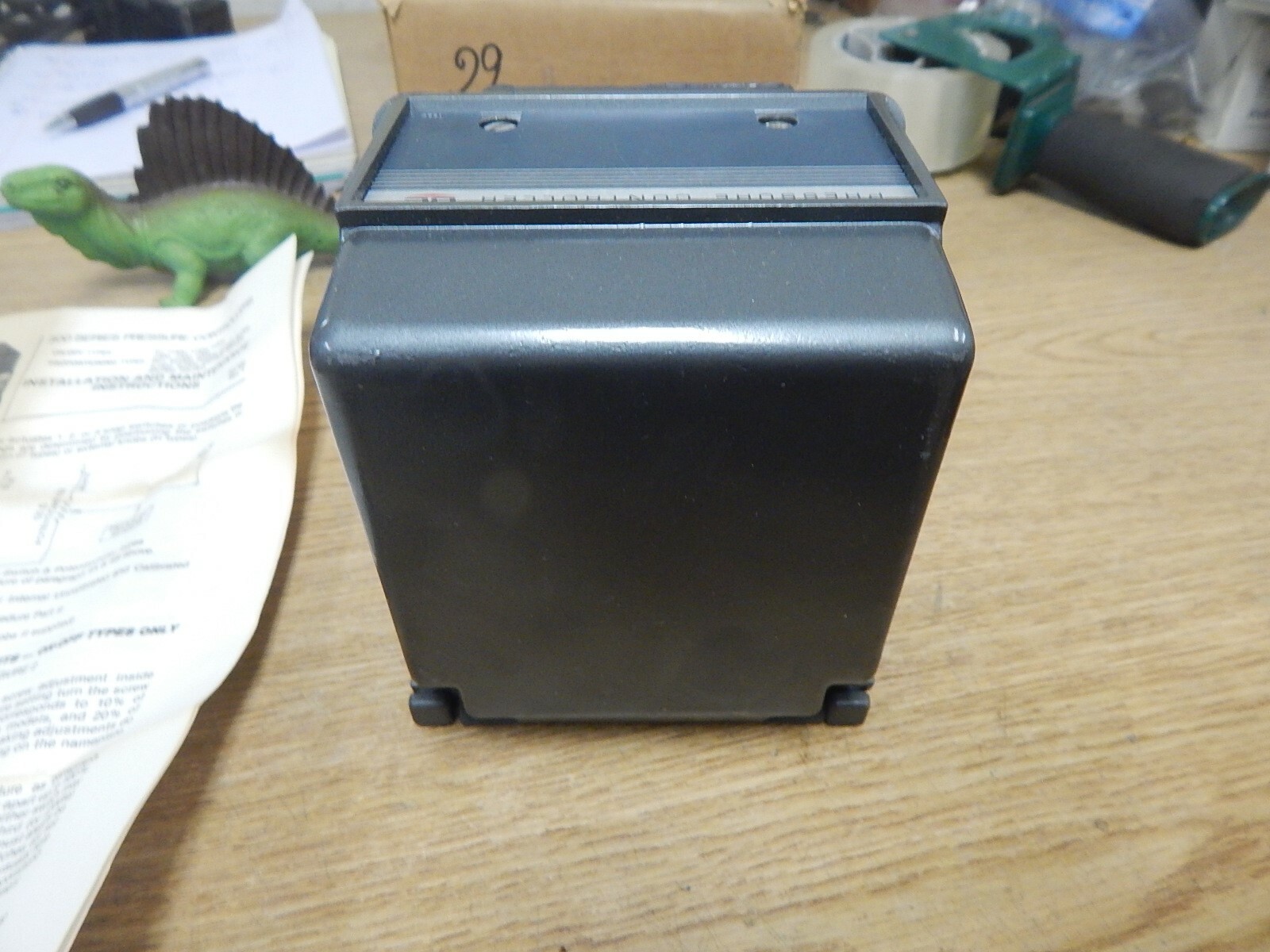 NEW United Electric Controls 8343 9574 451 UE Pressure Controller FREE SHIPPING*