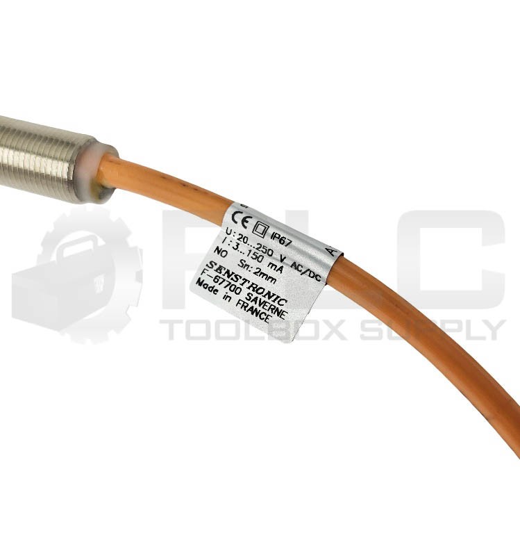 NEW SENSTRONIC F-67700 / 65820 PROXIMITY SENSOR 20-250V AC/DC 2MM