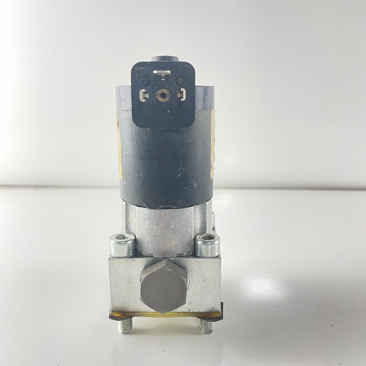 Hawe WGS-2-2B Solenoid Operated Directional Seated Valve WGS-2-2B