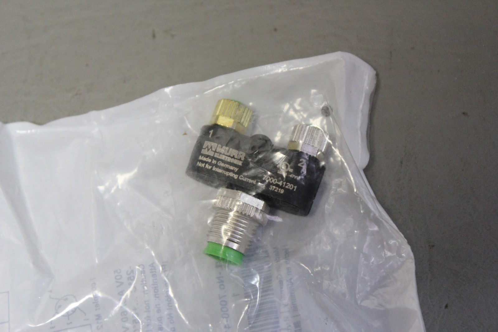MURR ELEKTRONIK 7000-41201-0000000 T COUPLER M12 MALE / M8 FEMALE STRAIGHT