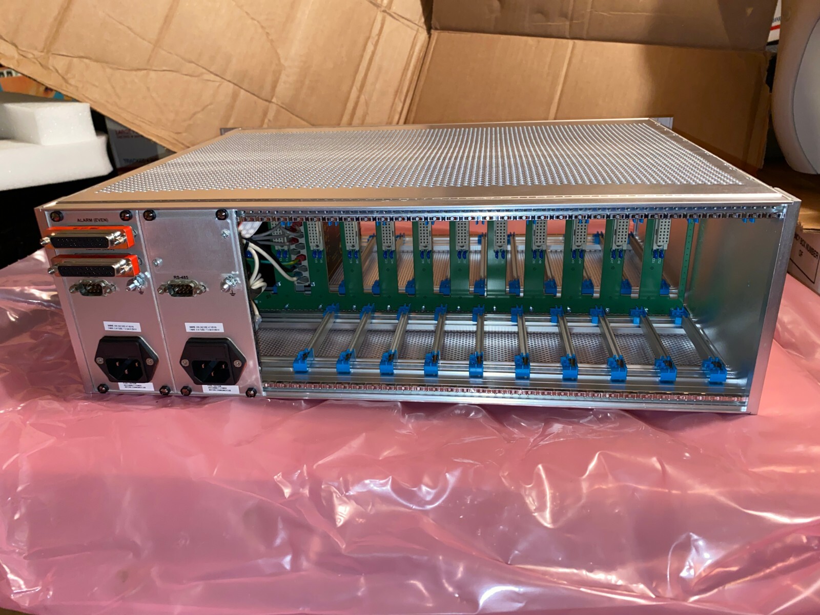 Cisco Scientific Atlanta Galaxy Modular Rack w/ 2 AC-DC Converter Power-One 24V