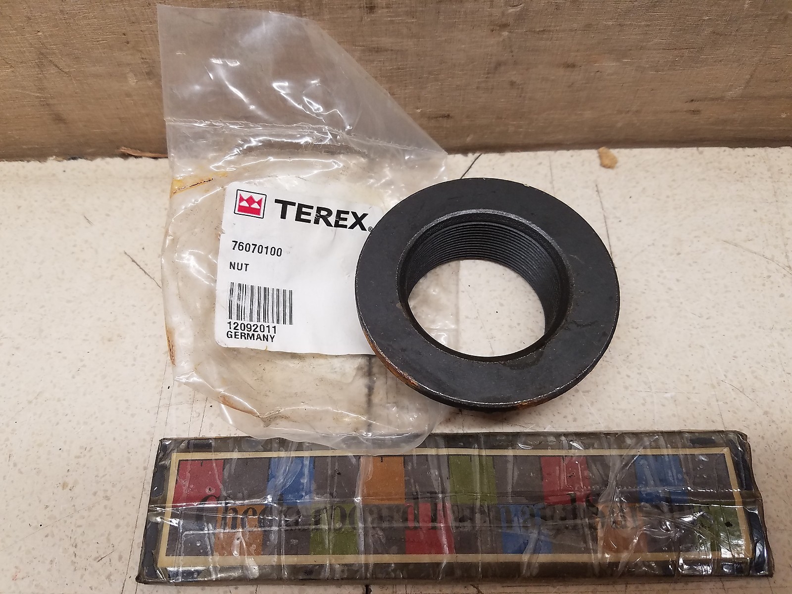 NOS Terex Hexagon Nut 76070100 5310-01-553-9883 3810-01-538-4030 crane