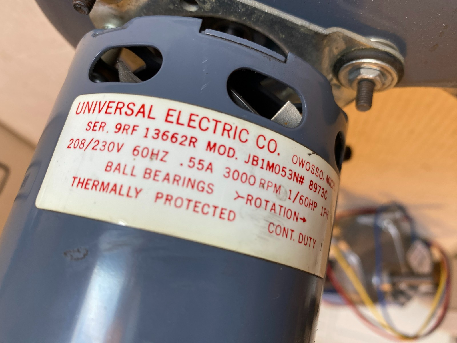 Pre-owned Universal Electric JB1M053N Ser 9RF 1/60hp 208/230V 0.55A 3000 w/ fan