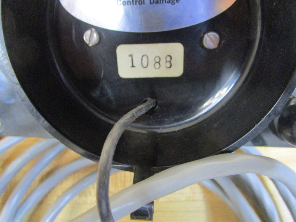 Liquid Metronics 1088 LMI Programmable Flowmeter-Pulser