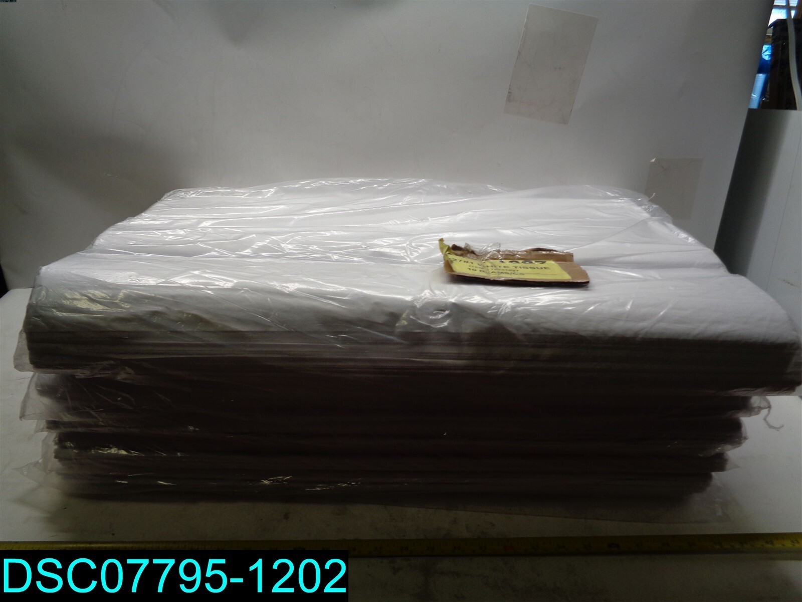 QTY=5 REAMS (2500) : EAG-1827 18 x 27″ – White Tissue Paper