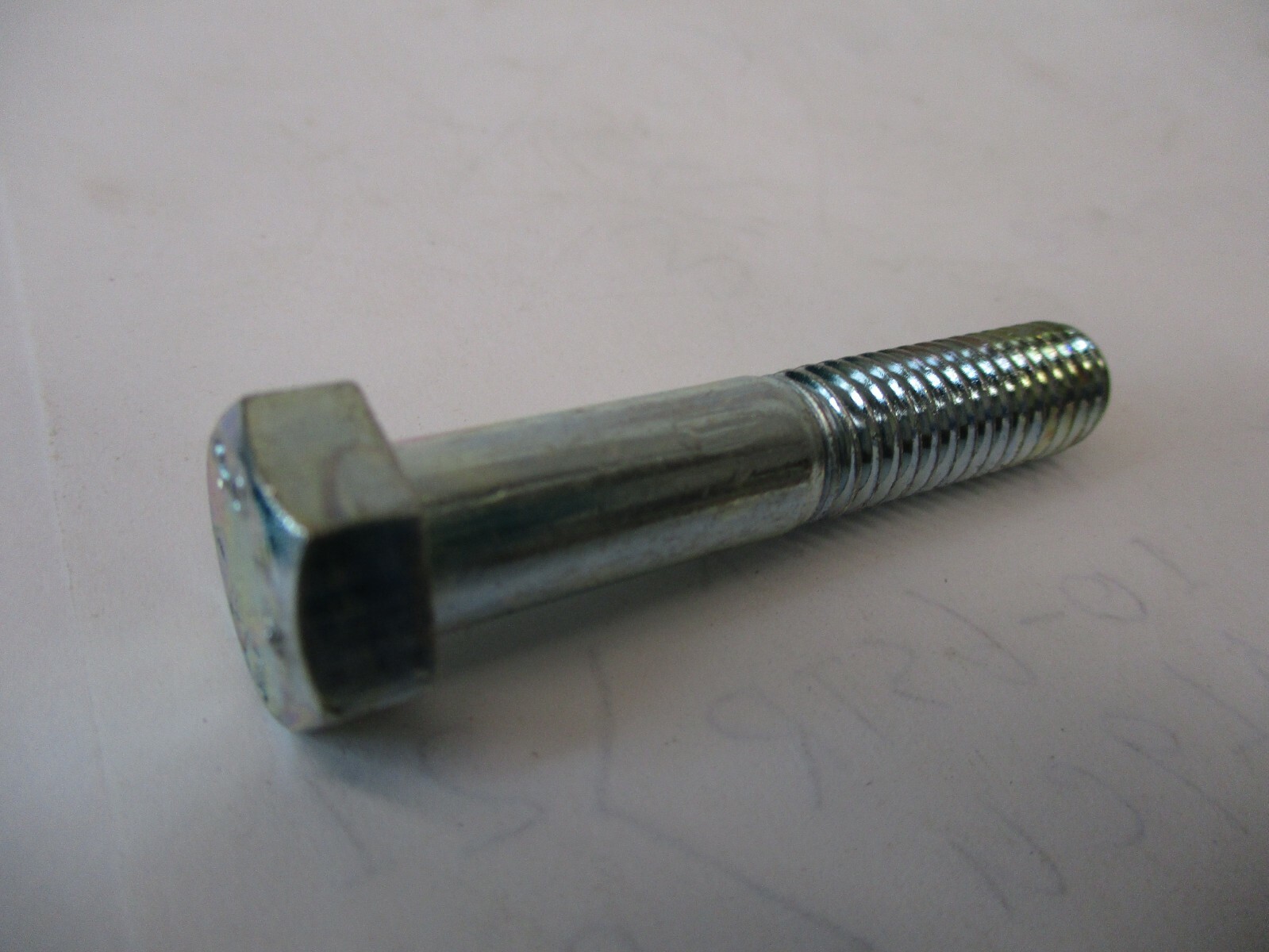 New open-box 3/8 16 x 2″ Bolt EMC HHCS3/8X2 Coarse Thread 100 Pieces A2669DH