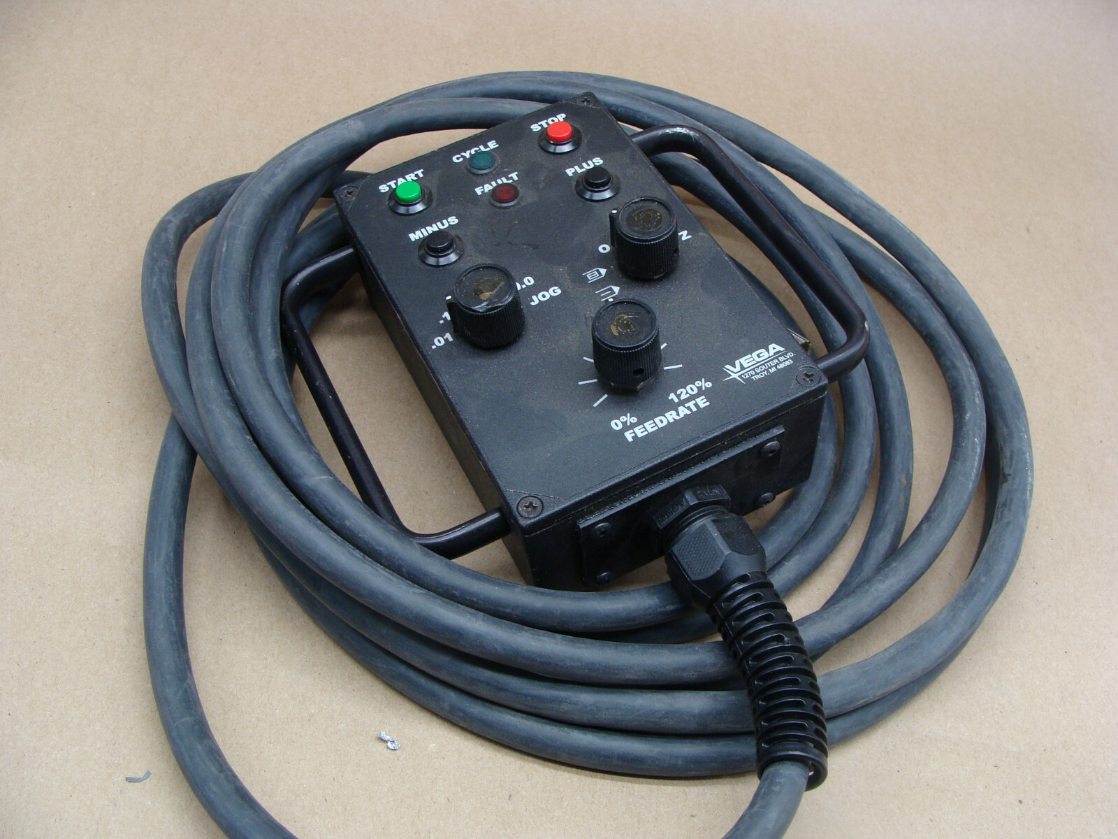 VEGA CONTROLLER .01-10 JOG 0% – 120% FEEDRATE