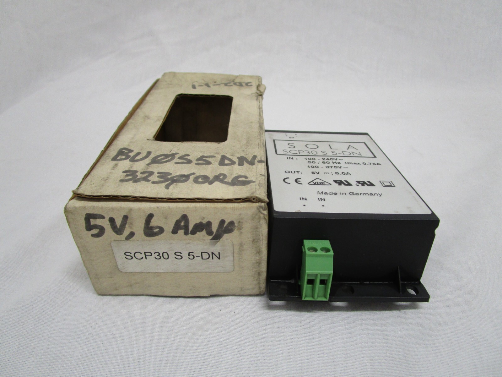 NEW SOLA SCP30S5-DN POWER SUPPLY