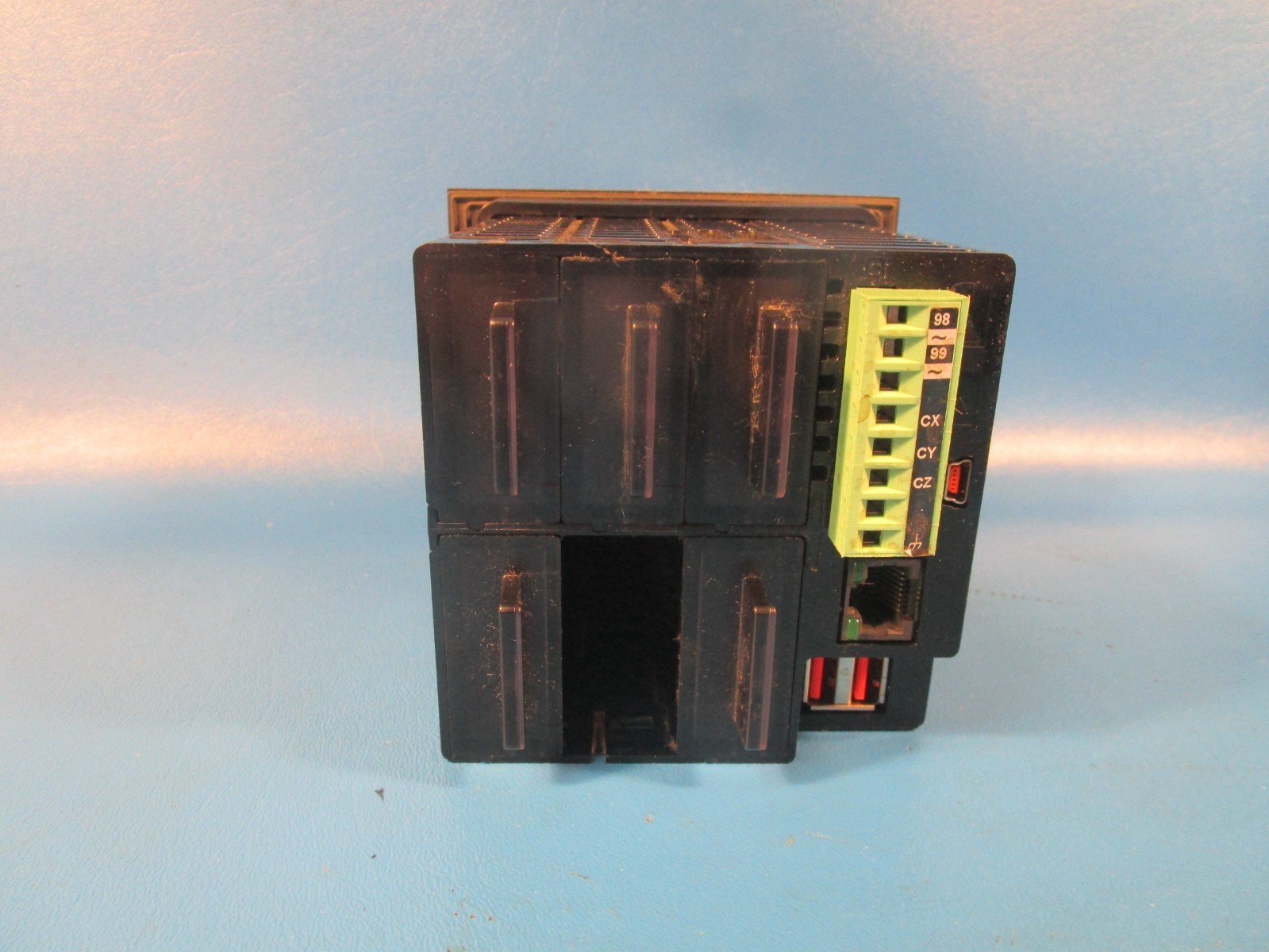 Watlow F4T1A3AAA1A1AAA, TEMPERATURE CONTROLLER, F4T SERIES, 4.3″ TOUCH SCREEN
