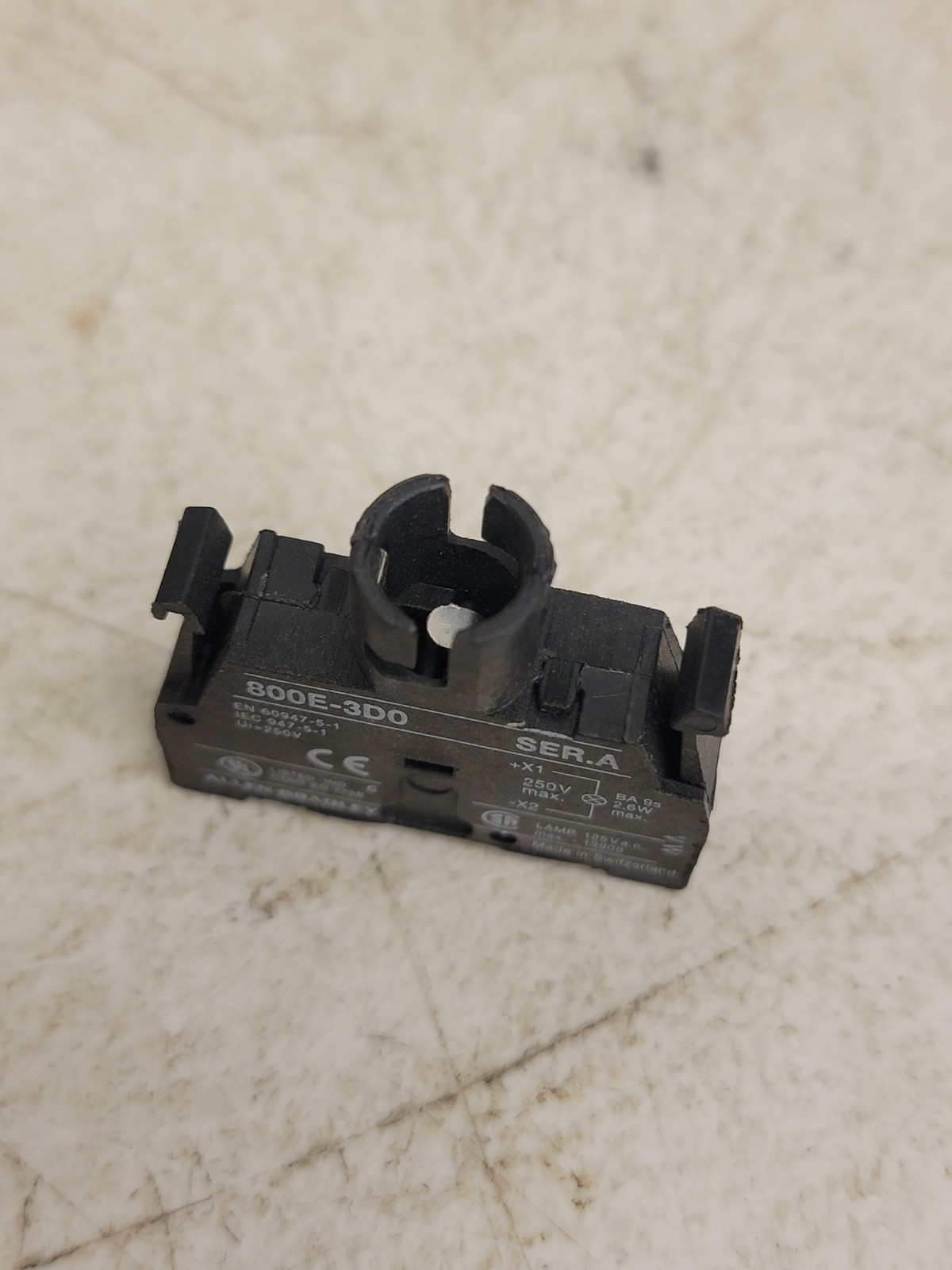 (6) Allen Bradley 800E-3D0 Ser A Pilot light module 250V