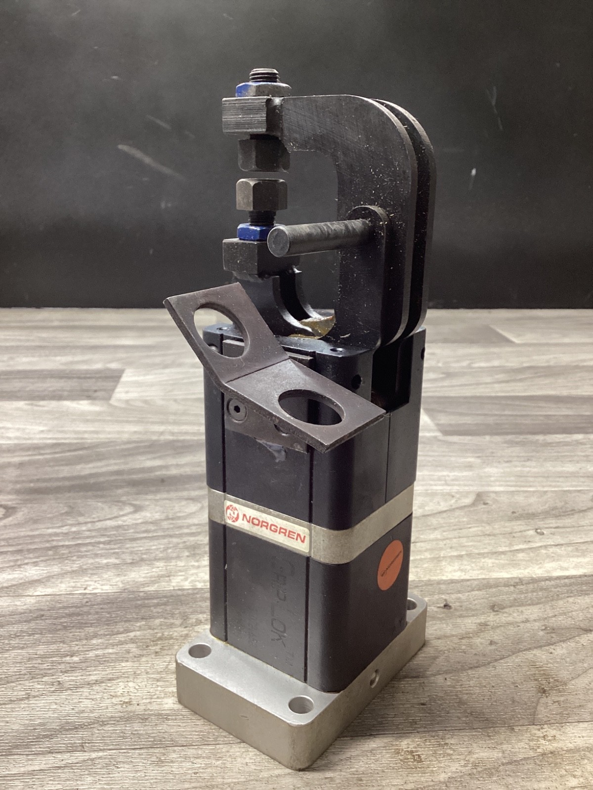 Norgren GL500 J12FM5X5PT5GLPS218 Pneumatic Gripper #117C108PR4*SI