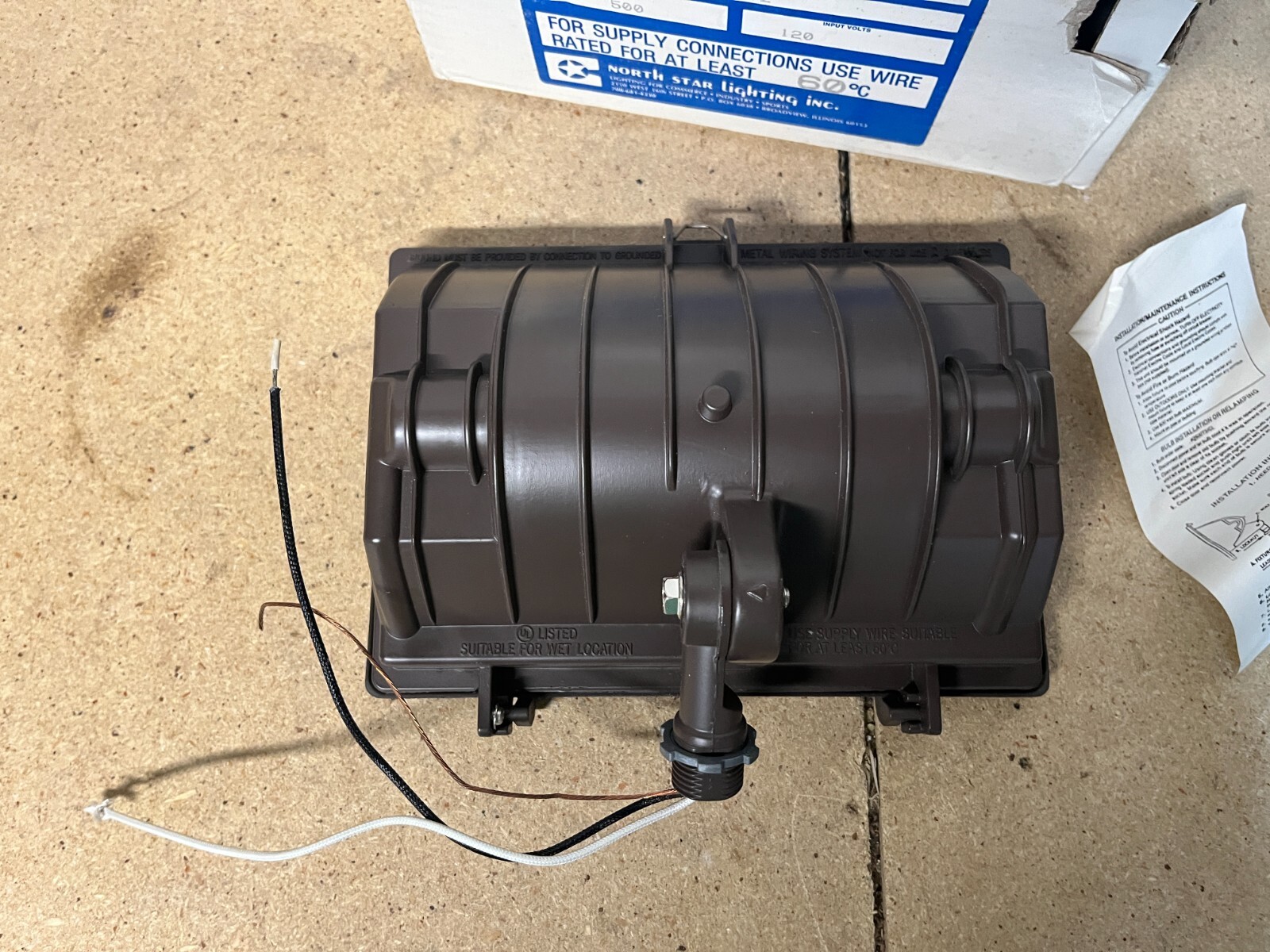 North Star Lighting HQ-751 Wet Location Floodlight Quartz 120V 500W READ! C49