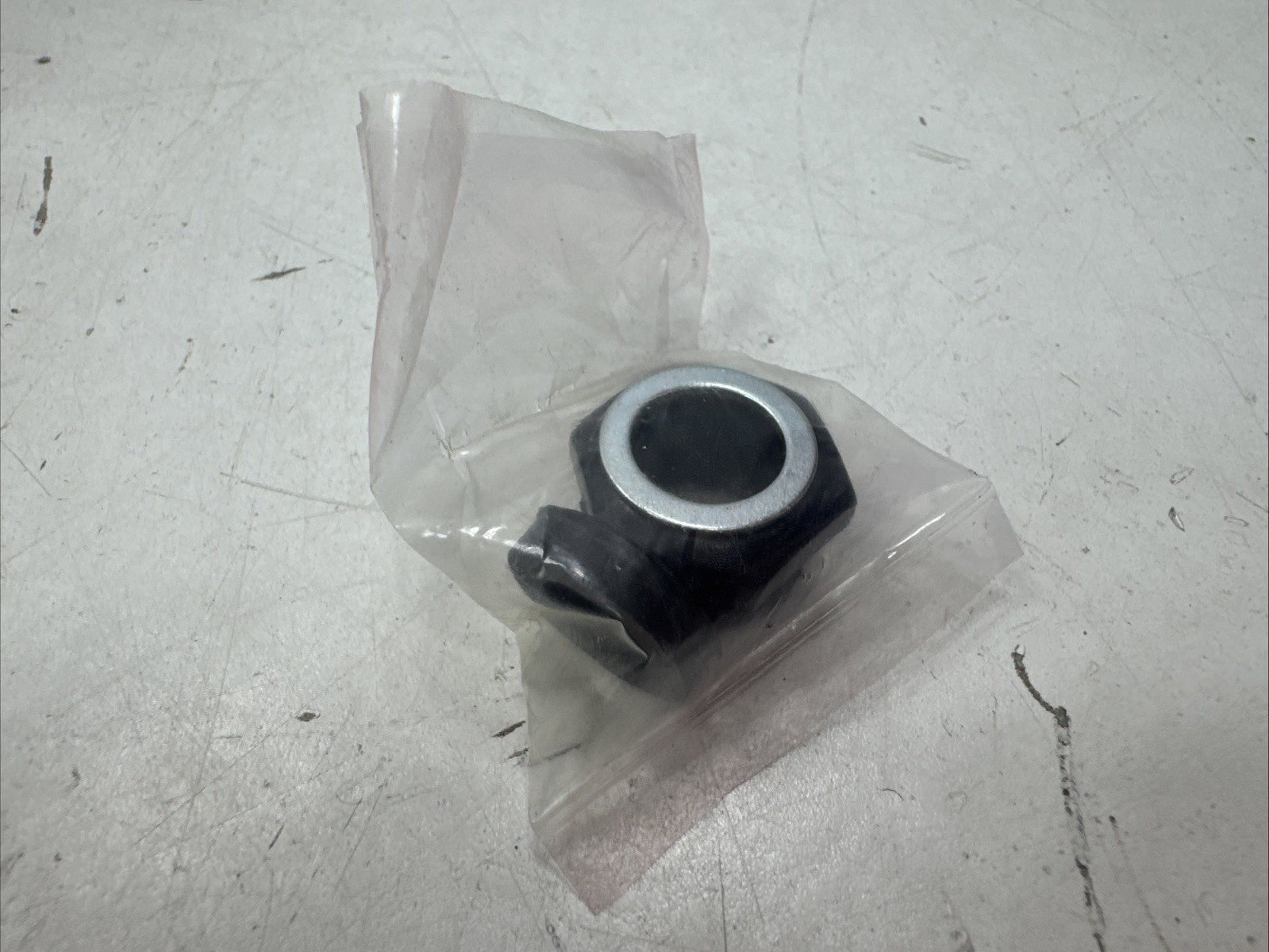 (Qty.2) Moujen MJ1-6114 Precision Oil-Tight Enclosed Limit Switches 15A 250V AC