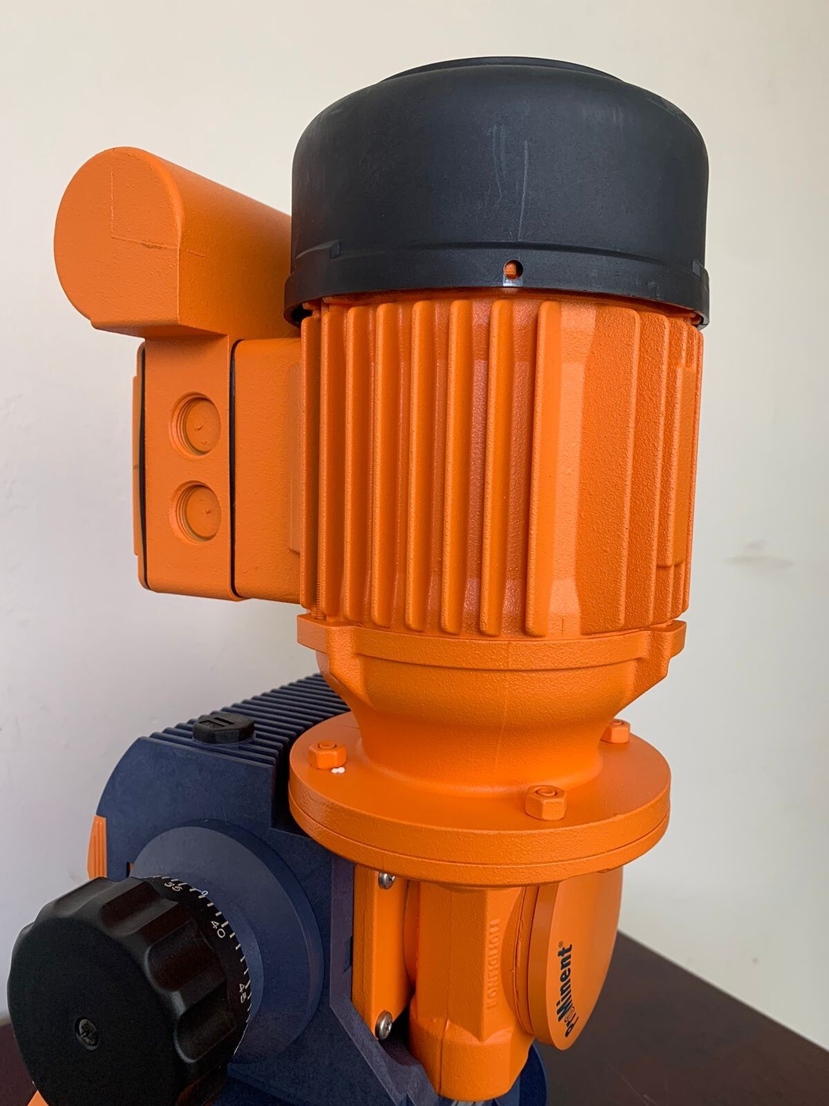 ProMinent / Metering Pump / S1BAH04084PVT0010M000 / 58psi-4bar / 230V-50/60Hz