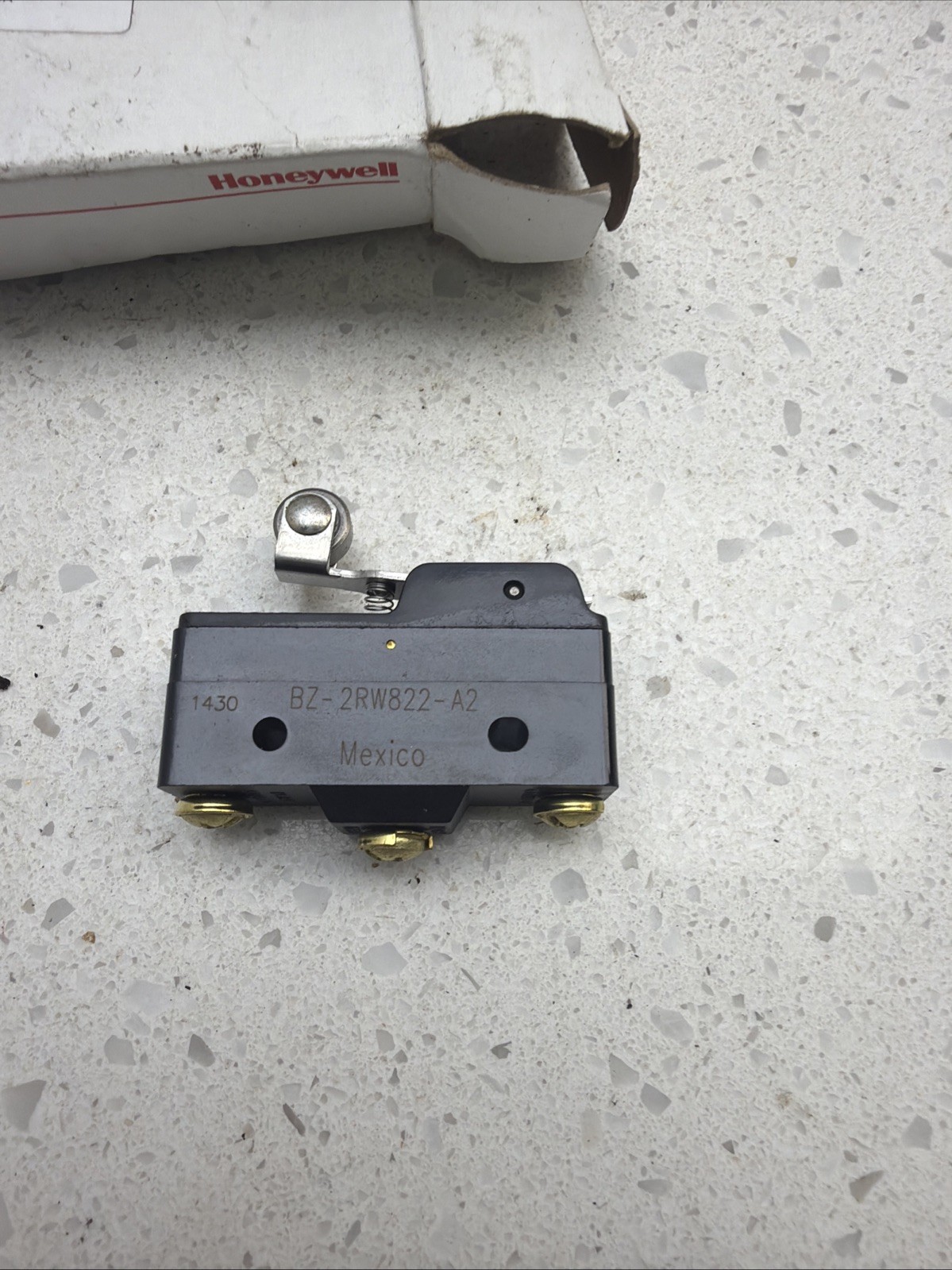 Micro Switch BZ-2RW822-A2 Honeywell Switch BZ2RW822A2