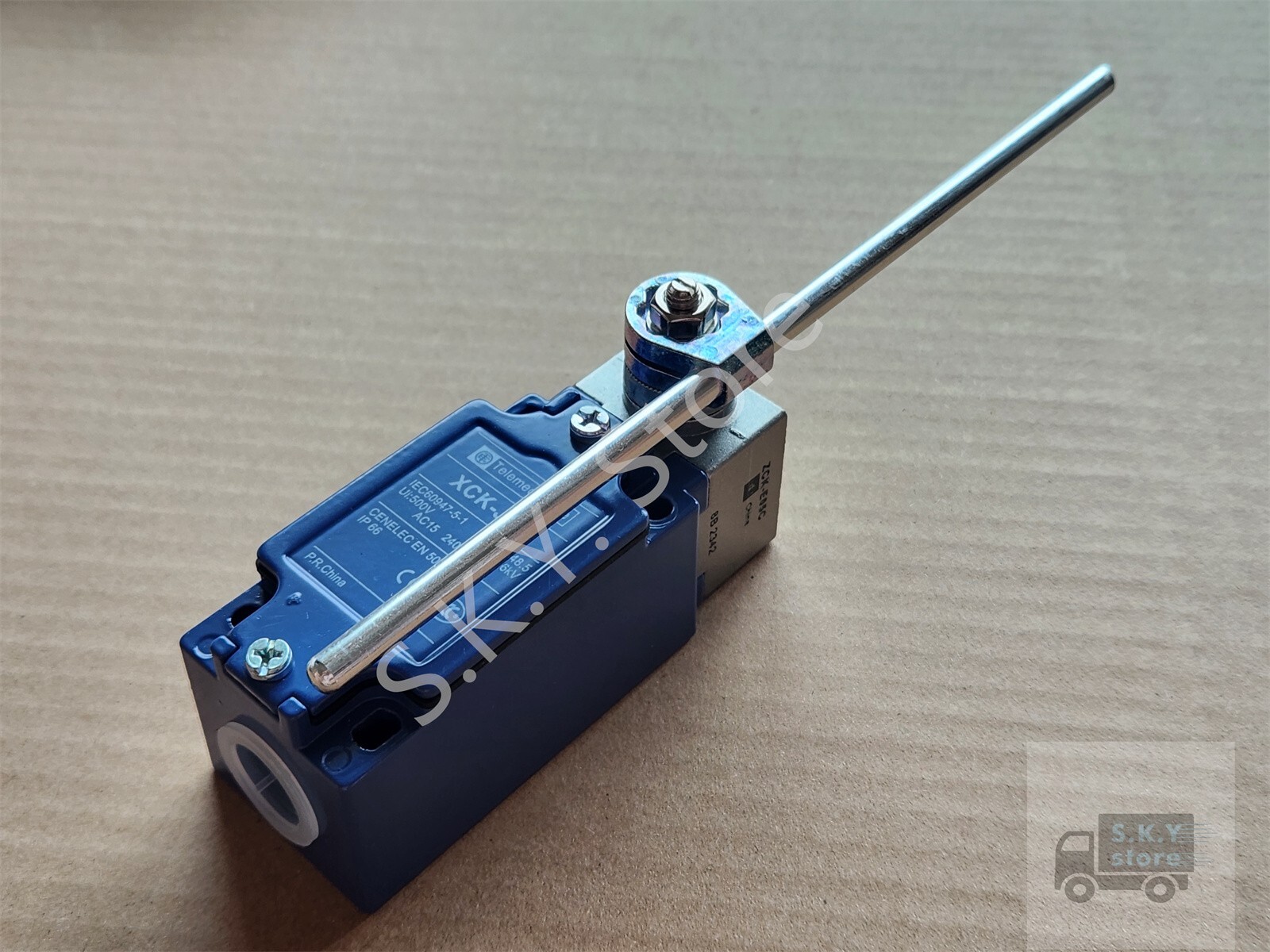 1 x New in Box XCK-J10559 H29C/ XCK-J10559H29C Telemecanique LIMIT SWITCH