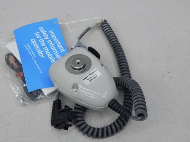Motorola HMN1080A, Palm Microphone Mic, 6-Pin Connector, Two-Way Radio
