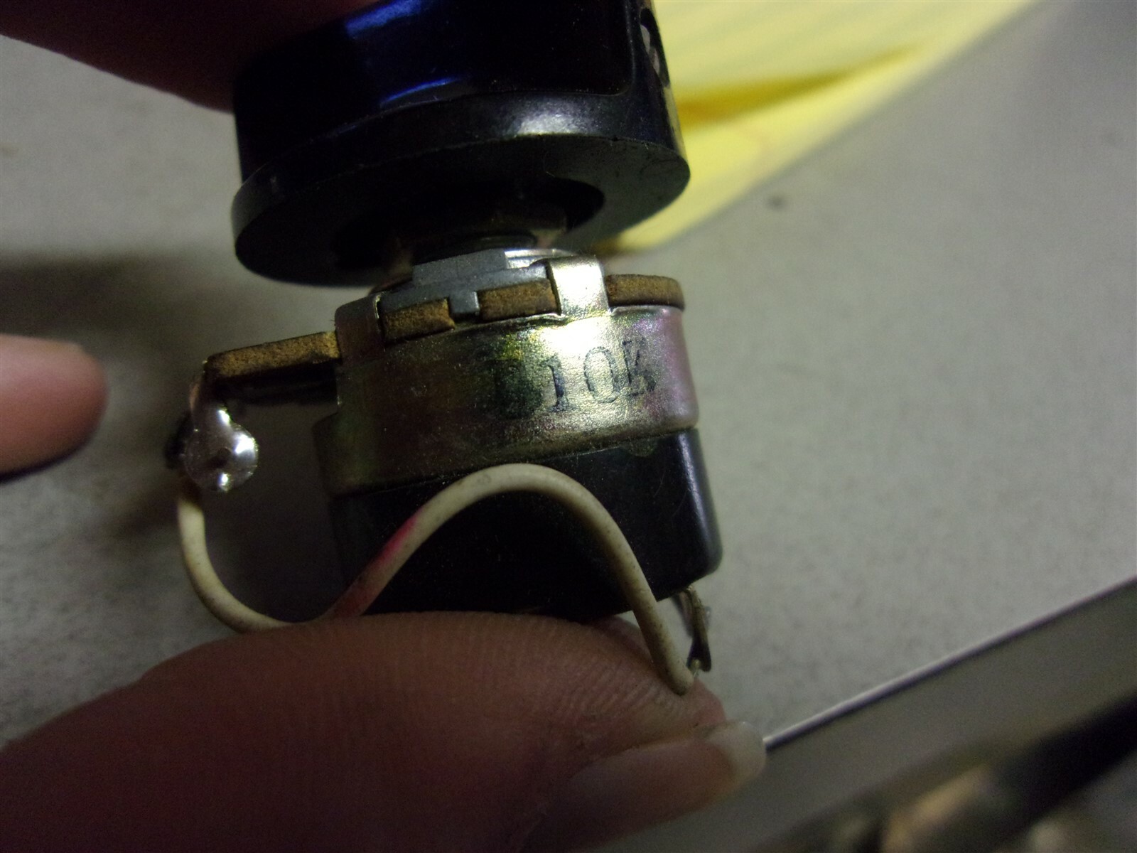 Alpha B10K Potentiometer with Knob *FREE SHIPPING*