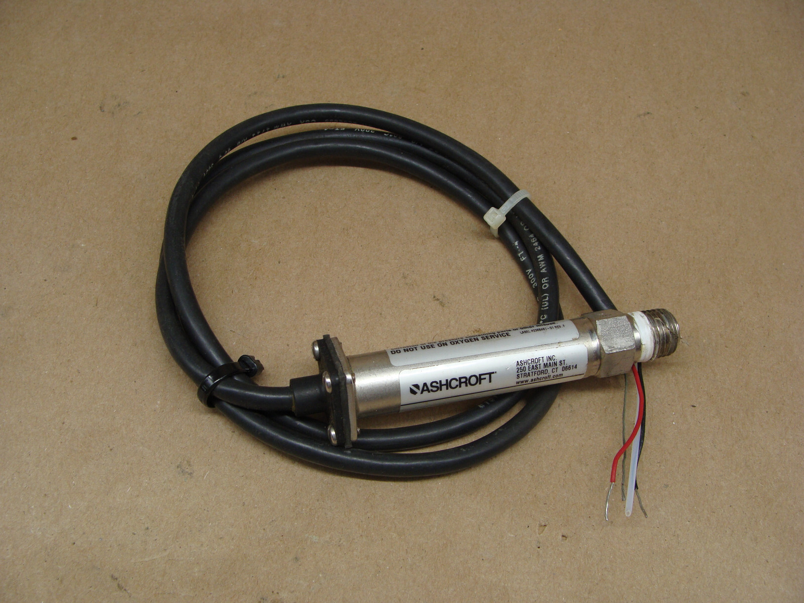 ASHCROFT K17M0242F25000 PRESSURE TRANSDUCER 1/4″MPT 10-36VDC 5000PSI 4-20mA