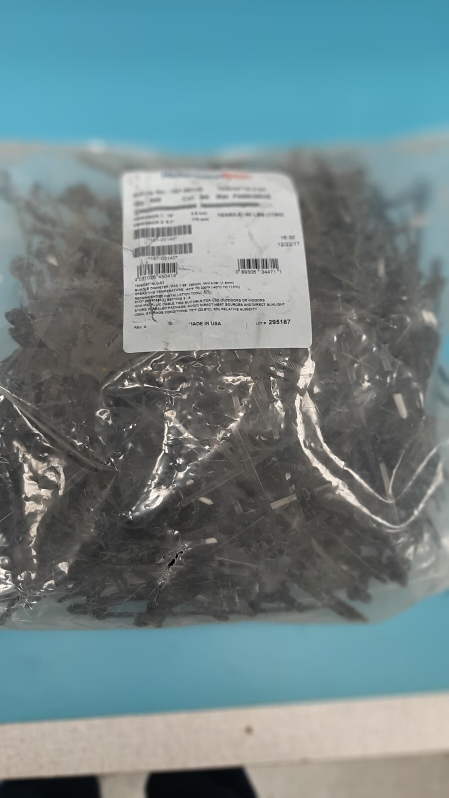 Hellermann Tyton 157-00140 (BAG OF 500) *NEW* Cable Tie Mounts Zip .18″ x 6.7″