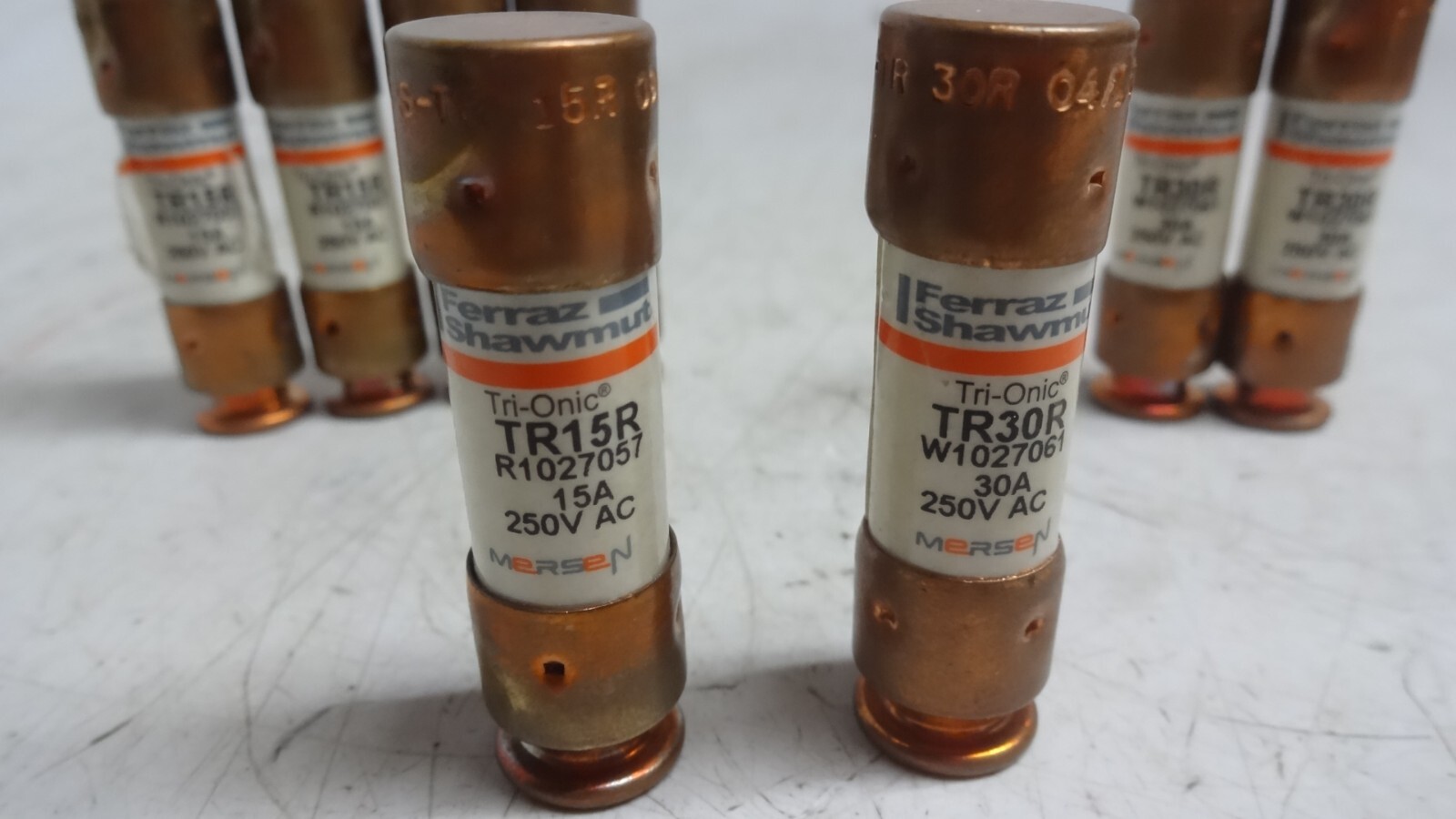 Lot of 5 TR15R Lot 0f 3 TR30R Ferraz Shawmut Tri-onic Time-Delay Fuses 250V