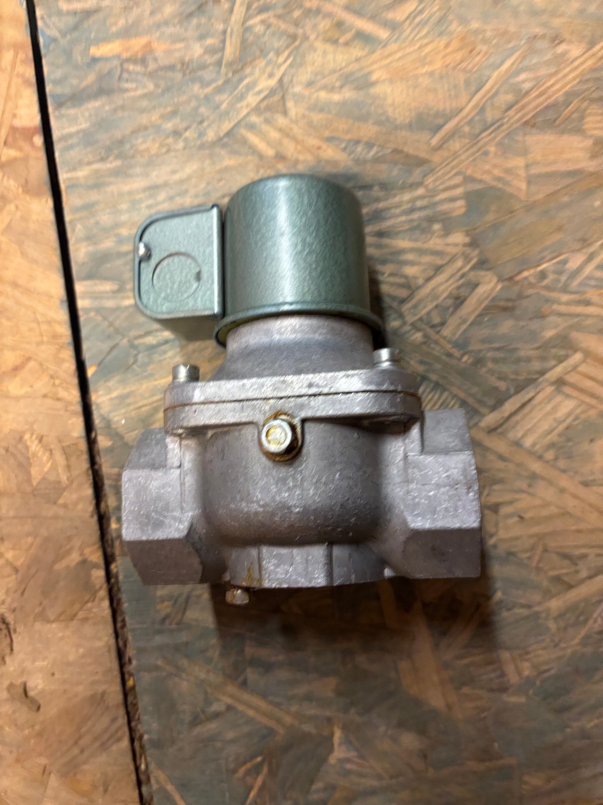 ITT K3A772 GAS SAFETY SHUTOFF VALVE 120V 14W 260A 1/2 TO 1-1/2 PSI D15