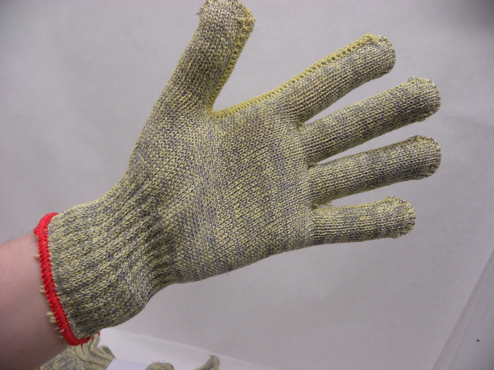12 PAIRS – Tilsatec RHINO TTP905-09 Cut Resistant Knit Gloves with Cuff Size 9