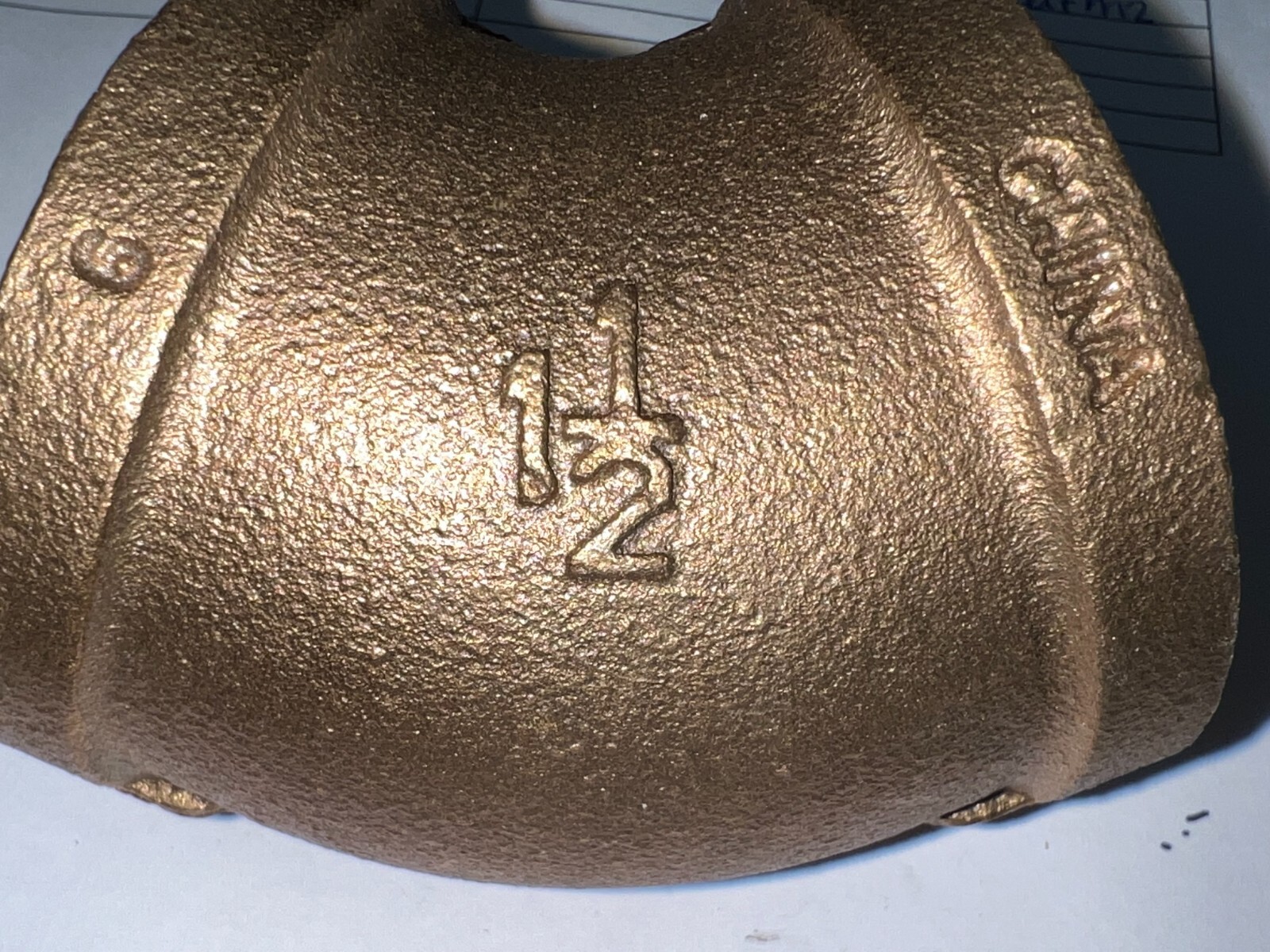 BRASS FEMALE 45° ELBOW LEFT HAND 1-1/2″ THREAD SIZE 3″ OAL HEIGHT