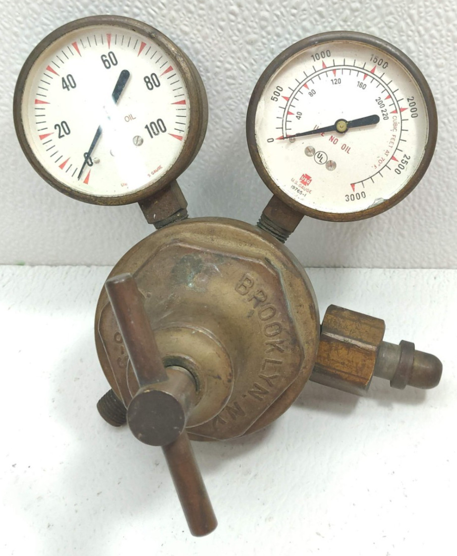 VTG. USG U.S. GUAGE CO. OXYGEN REGULATOR MEDIUM DUTY Welding Cutting USA MADE