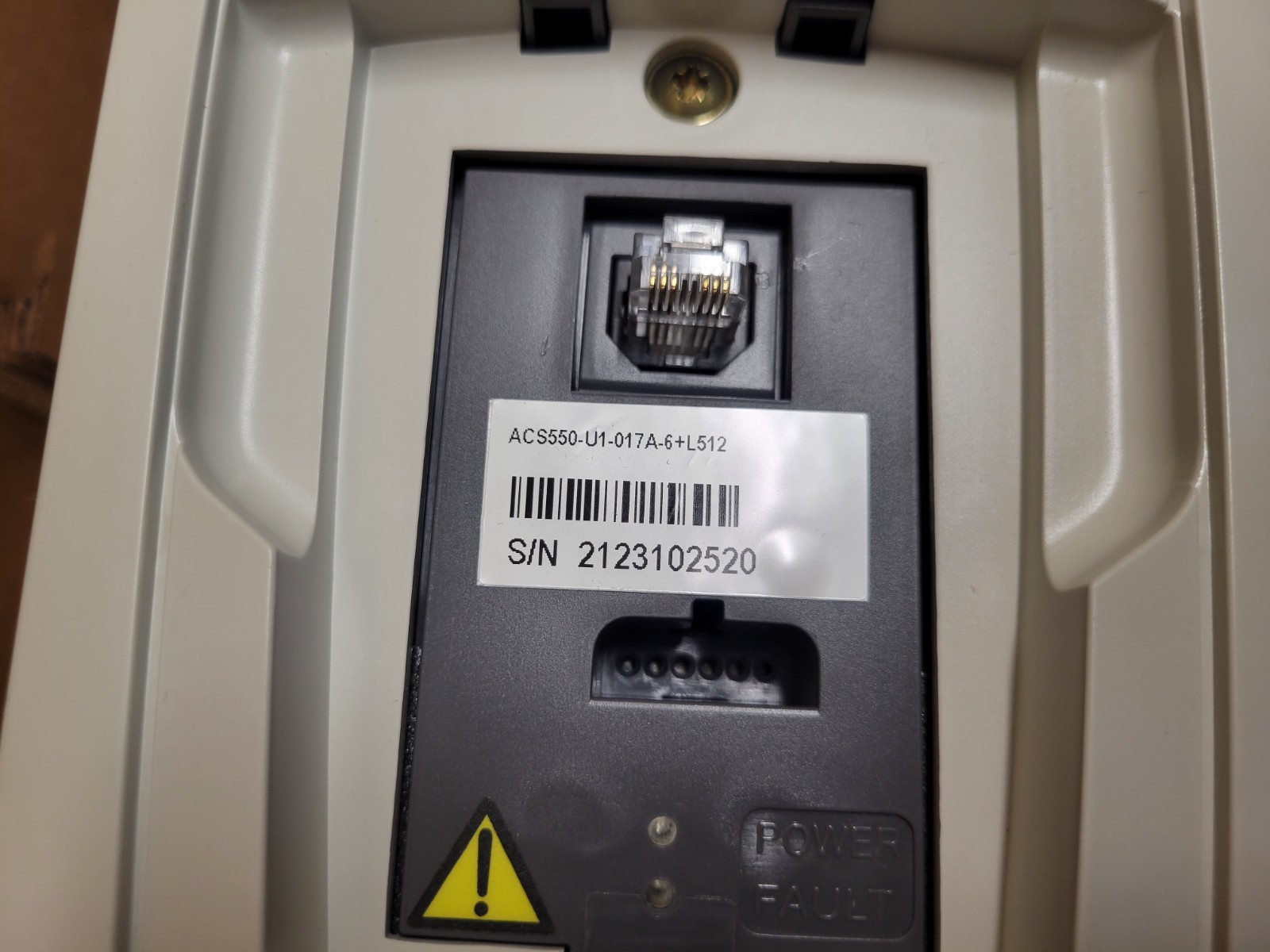 NEW OLD STOCK! ABB 15HP 11KW 500-600V 17A AC DRIVE ACS550-U1-017A-6+L512