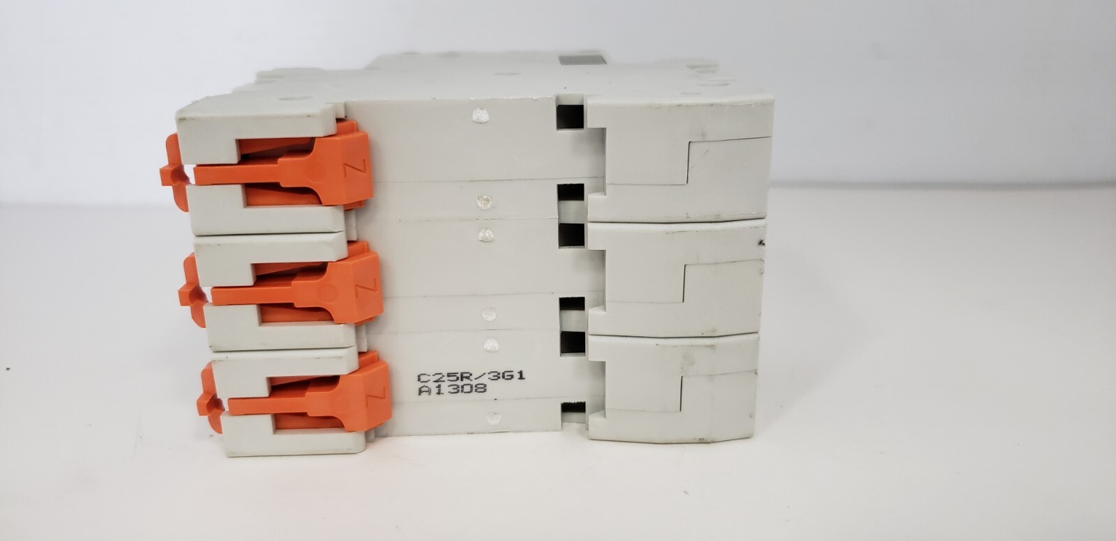 LOVATO P1MB3PC25 CIRCUIT BREAKER, 3 POLE, 25A, 400V, NNB