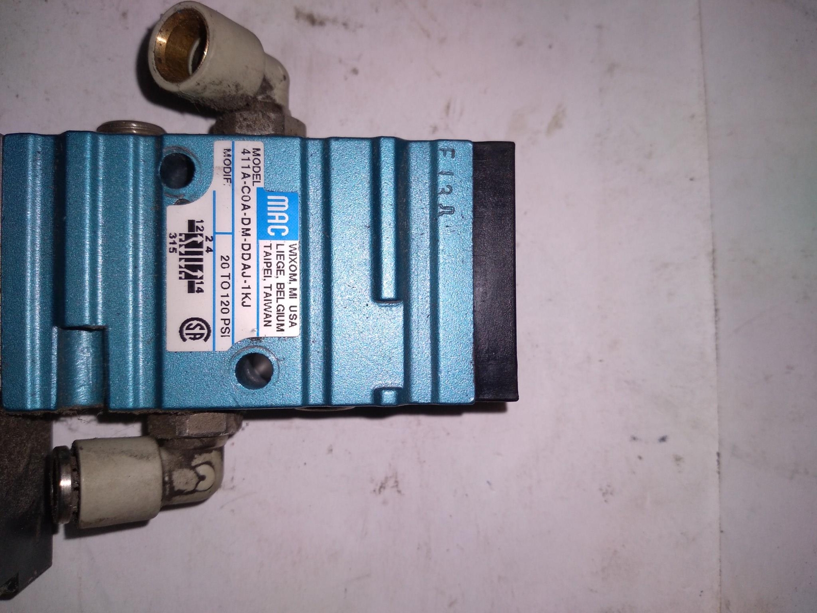 MAC 411A-C0A-DM-DDAJ-1KJ 20 TO 120 PSI DMB-DDAJ-1KJ 24VDC 5.4W MAX 120 PSI